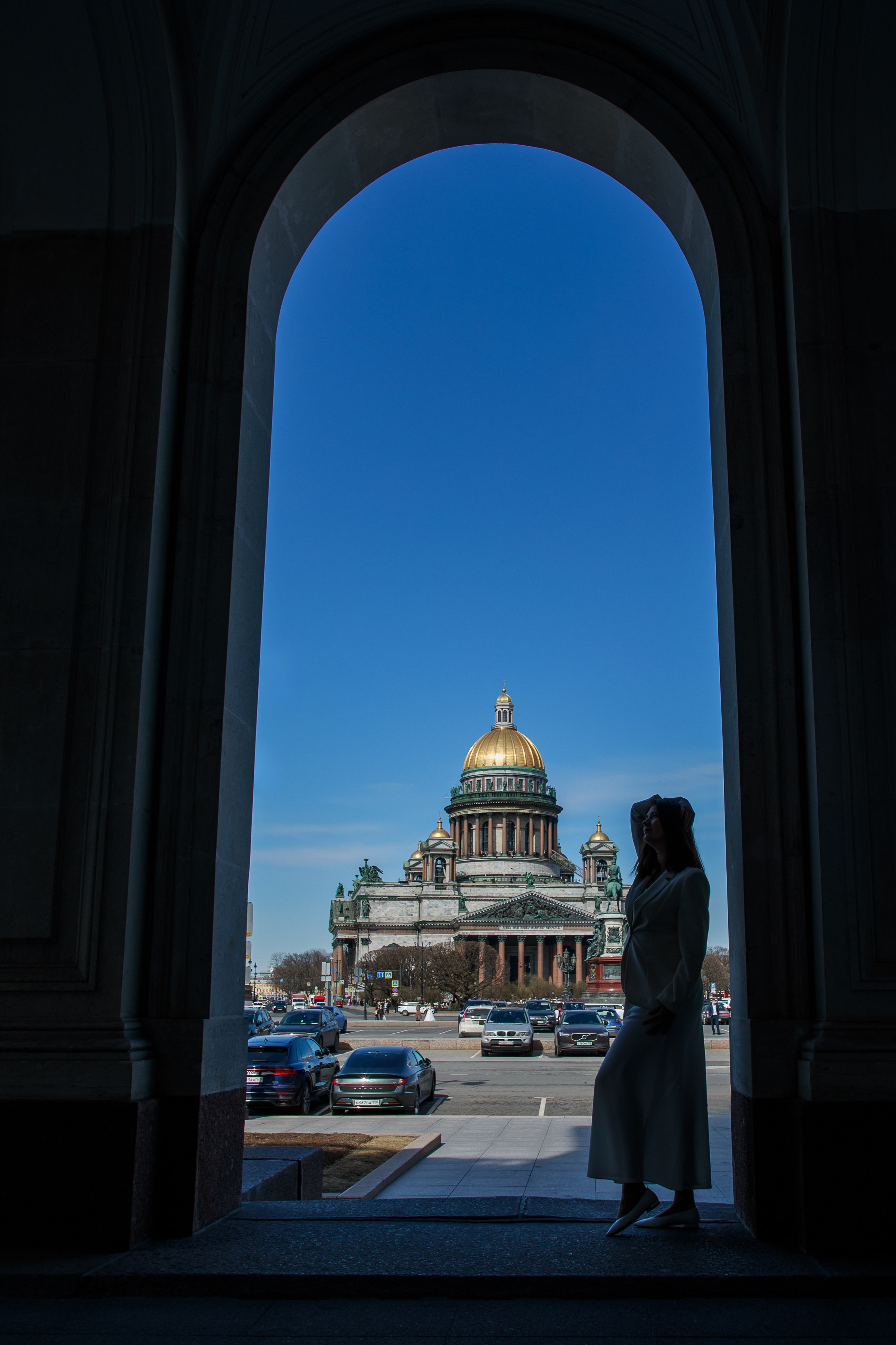 Прогулка у Исаакиевского собора с Александрой. Фотограф в Санкт-Петербурге Таня Михайлова