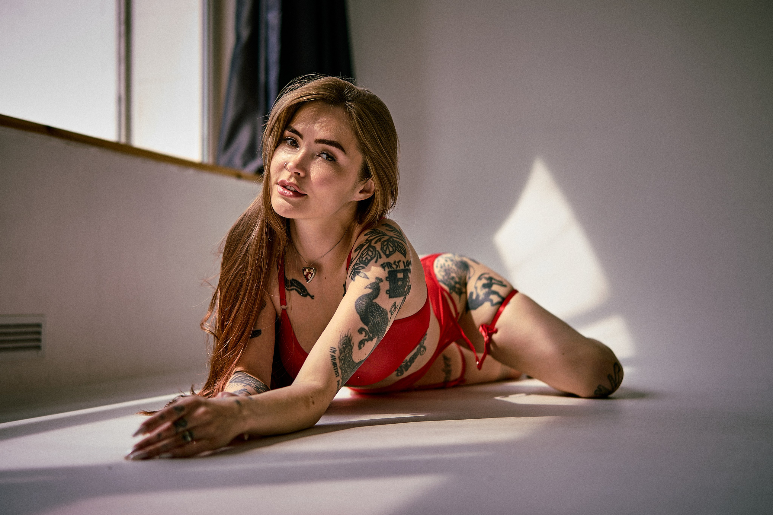 ALENA GZHEL. Саша Фоткал. Женский портрет. Будуар. НЮ