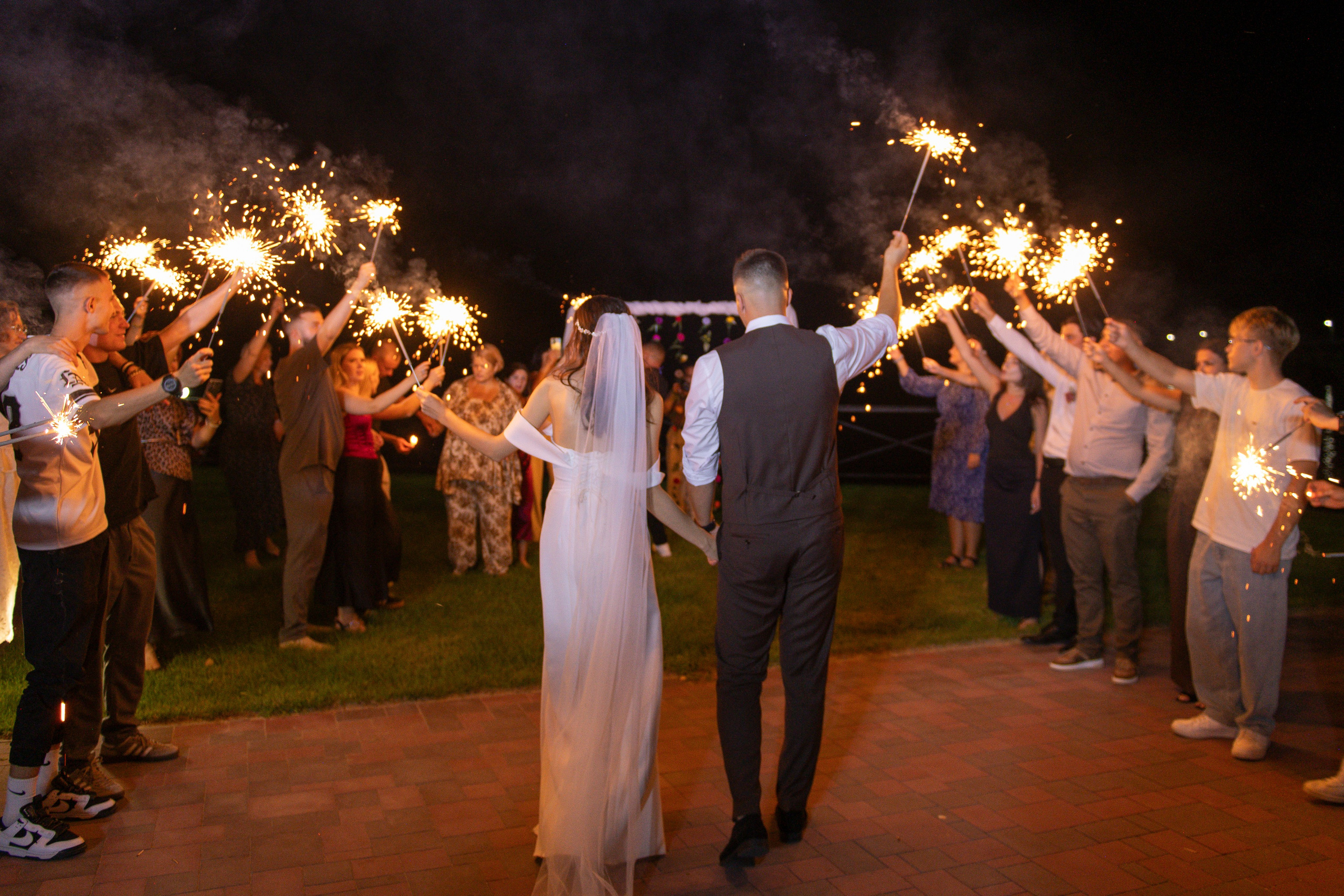 Пакет L (ЗАГС+фотосессия+банкет). Ваш фотограф для любого вида съемки