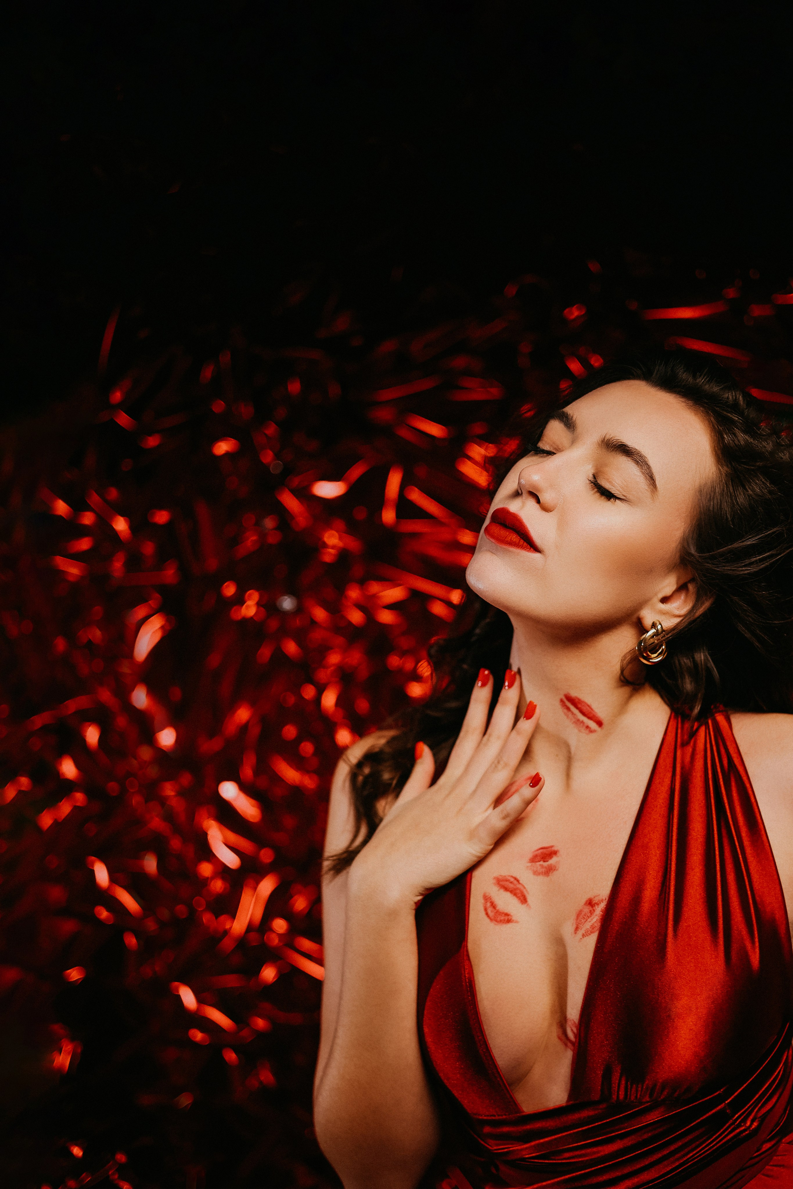 Фотосессия ко дню святого валентина Lady in red. Марина Соколова. Контентный и семейный фотограф г. Красноярск