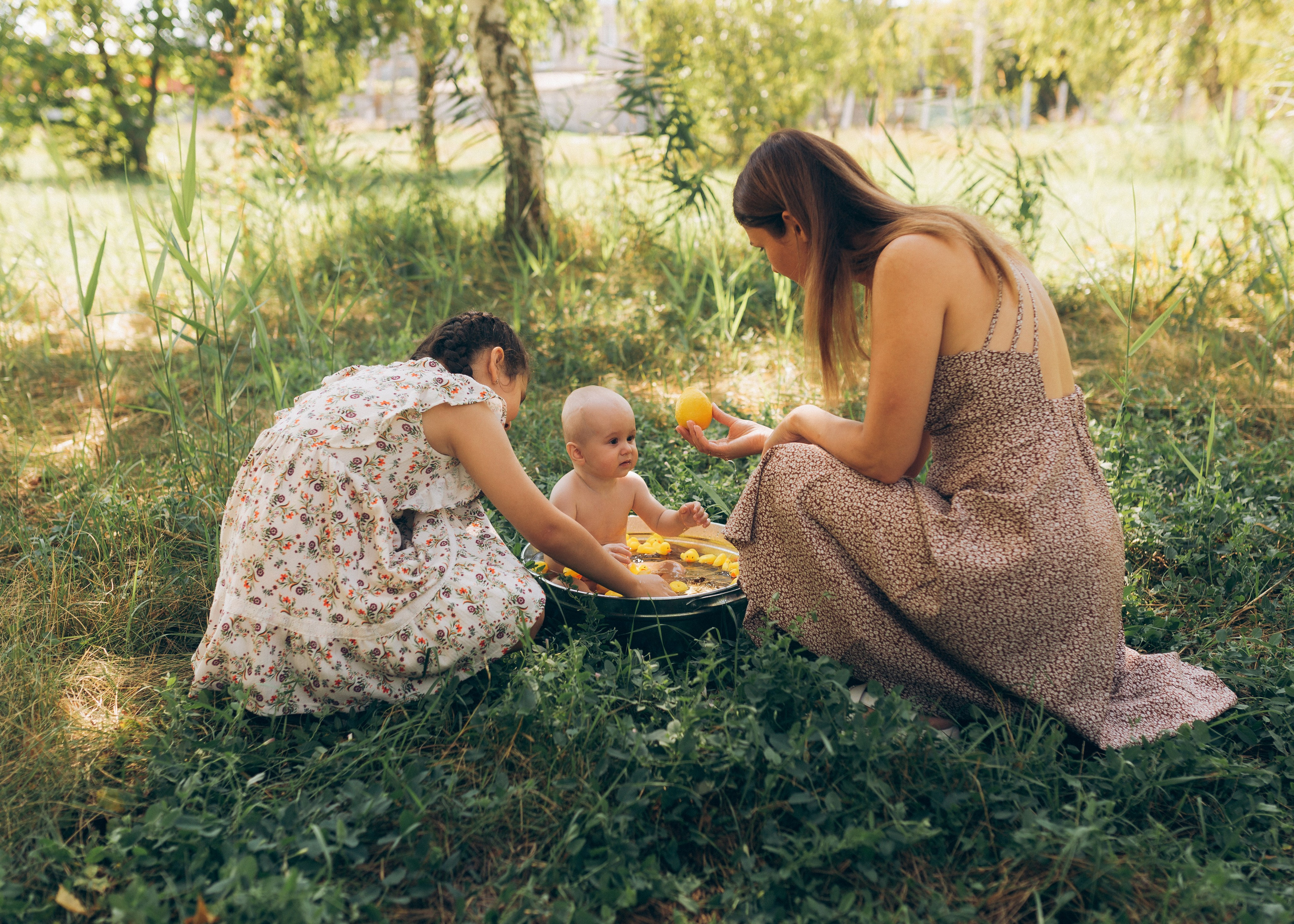 Девочки в березовой роще. Фотограф в Приморско-Ахтарске Марьяна Чопко