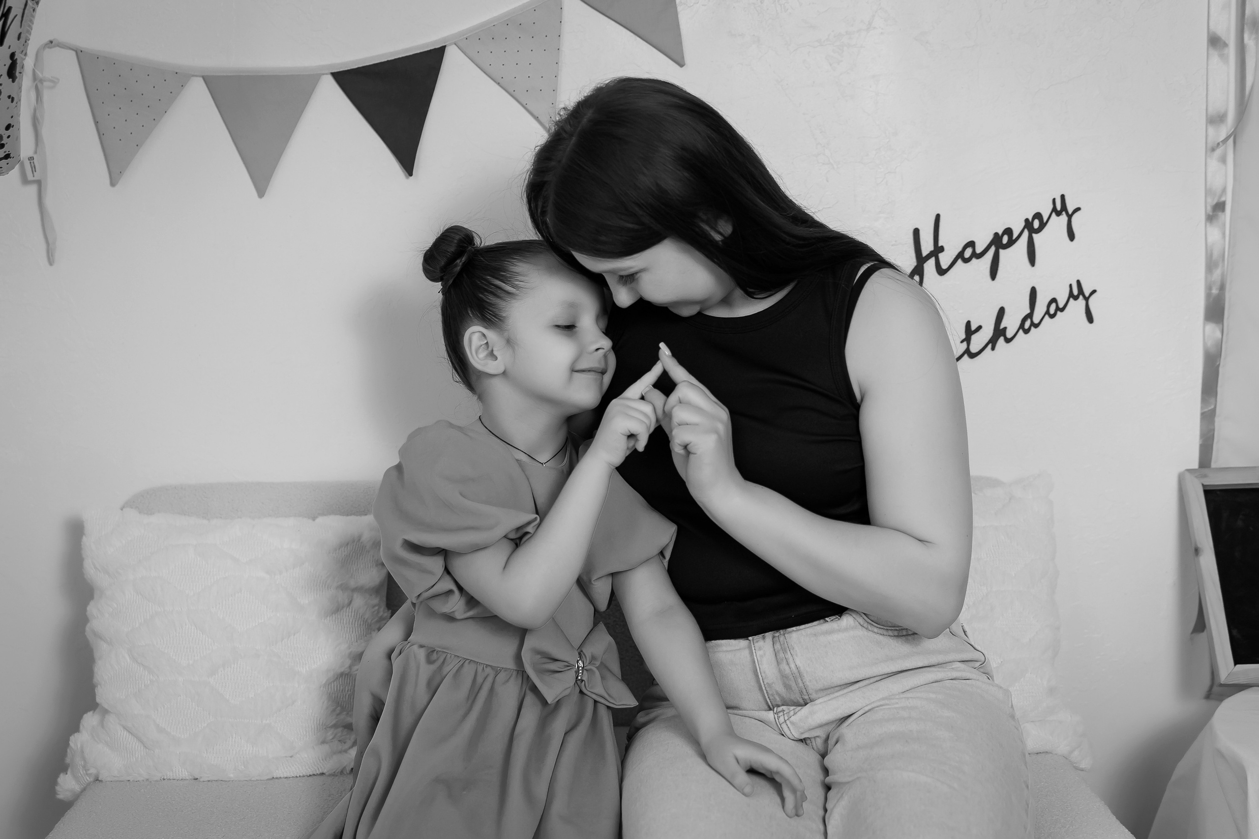 Ваши фотографии. Интерьерная фотостудия Background в Омске