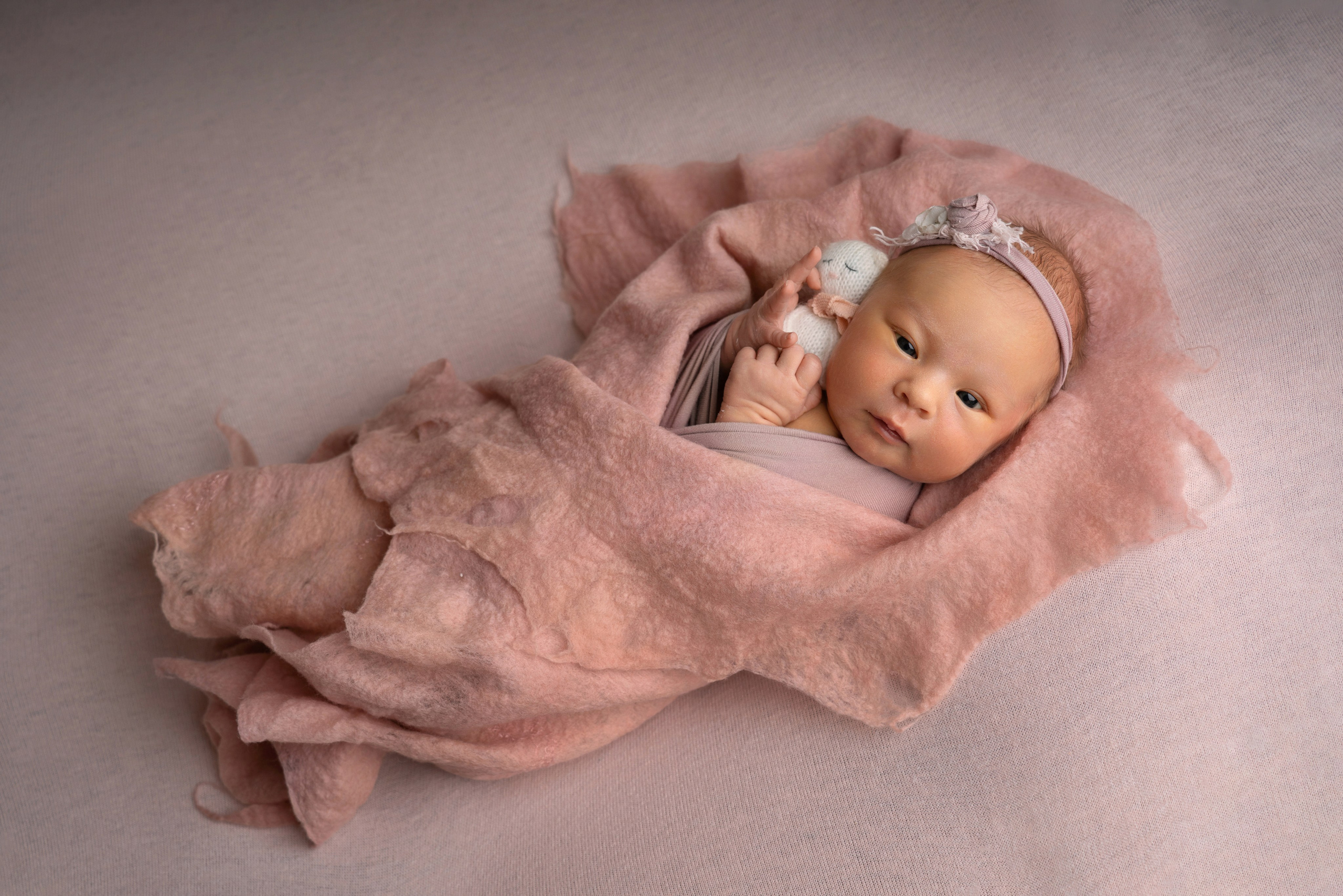 Ньюборн. Фотограф новорожденных Оренбург и свадебный фотограф Оренбург