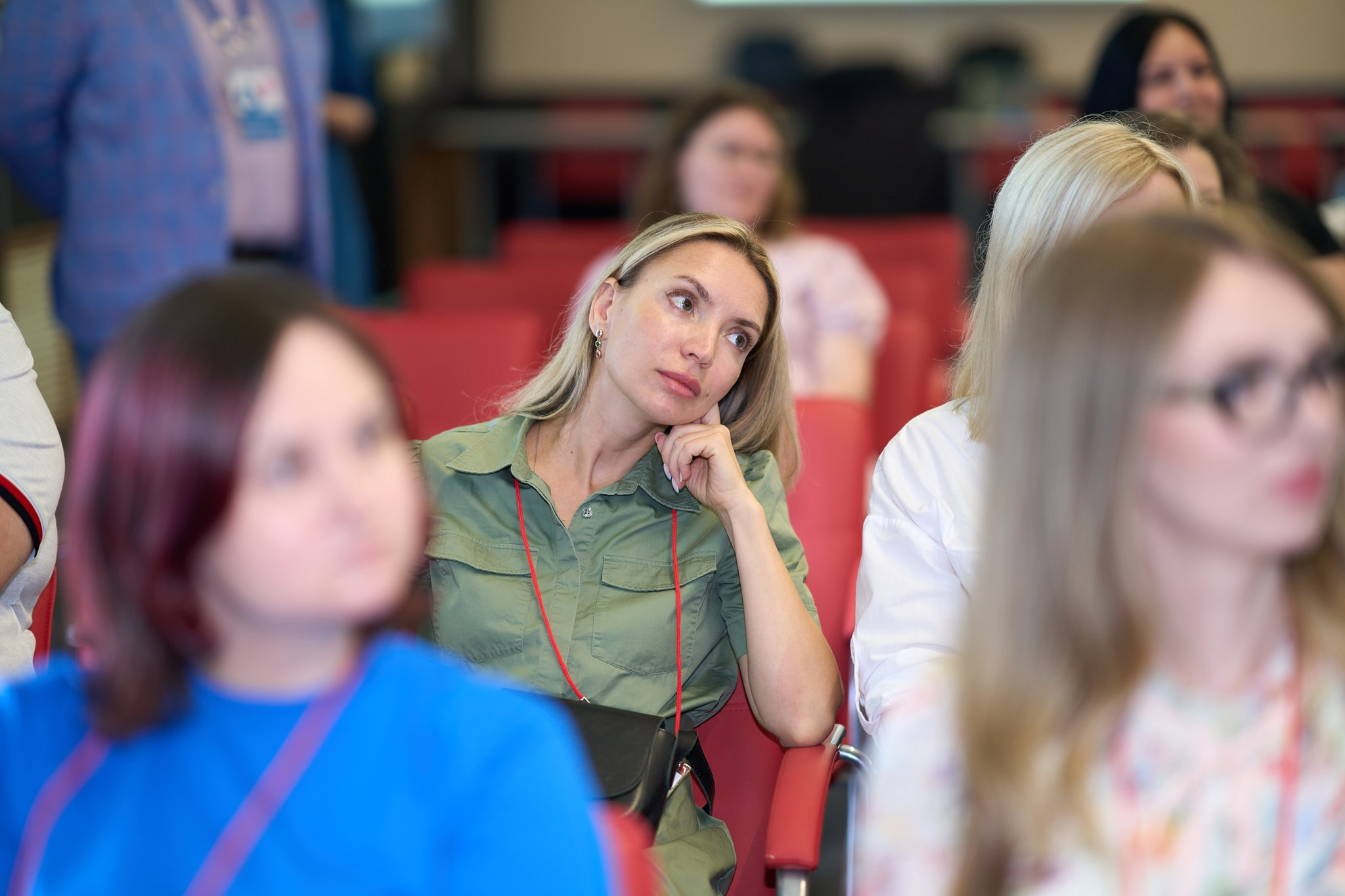 Публичные выступления: От А до ИИ. Эльджан — Продюсер, Фотограф, El u Del