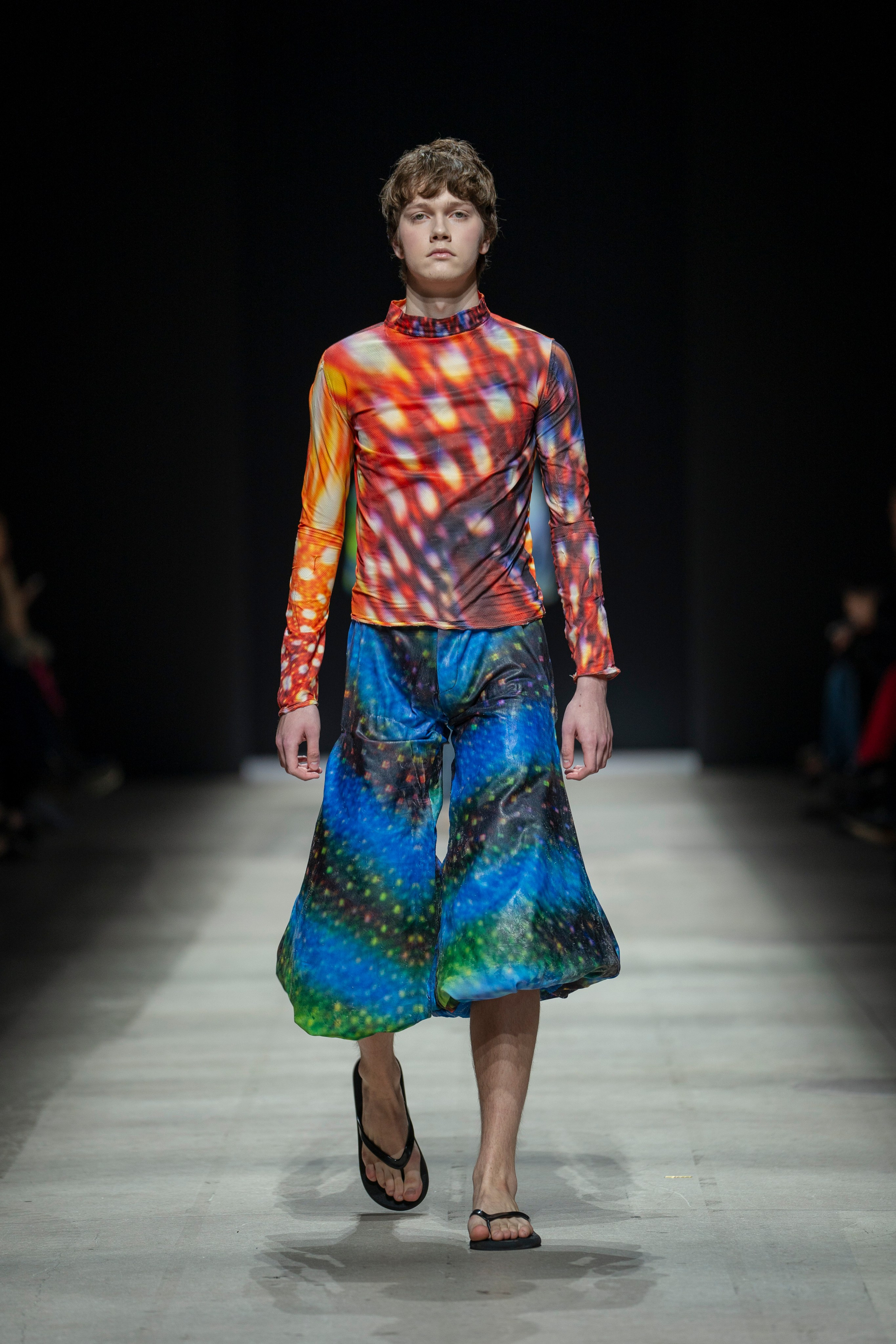 Показ Школы дизайна НИУ ВШЭ на Московской неделе моды. Фотограф в Москве Савкина Евгения
