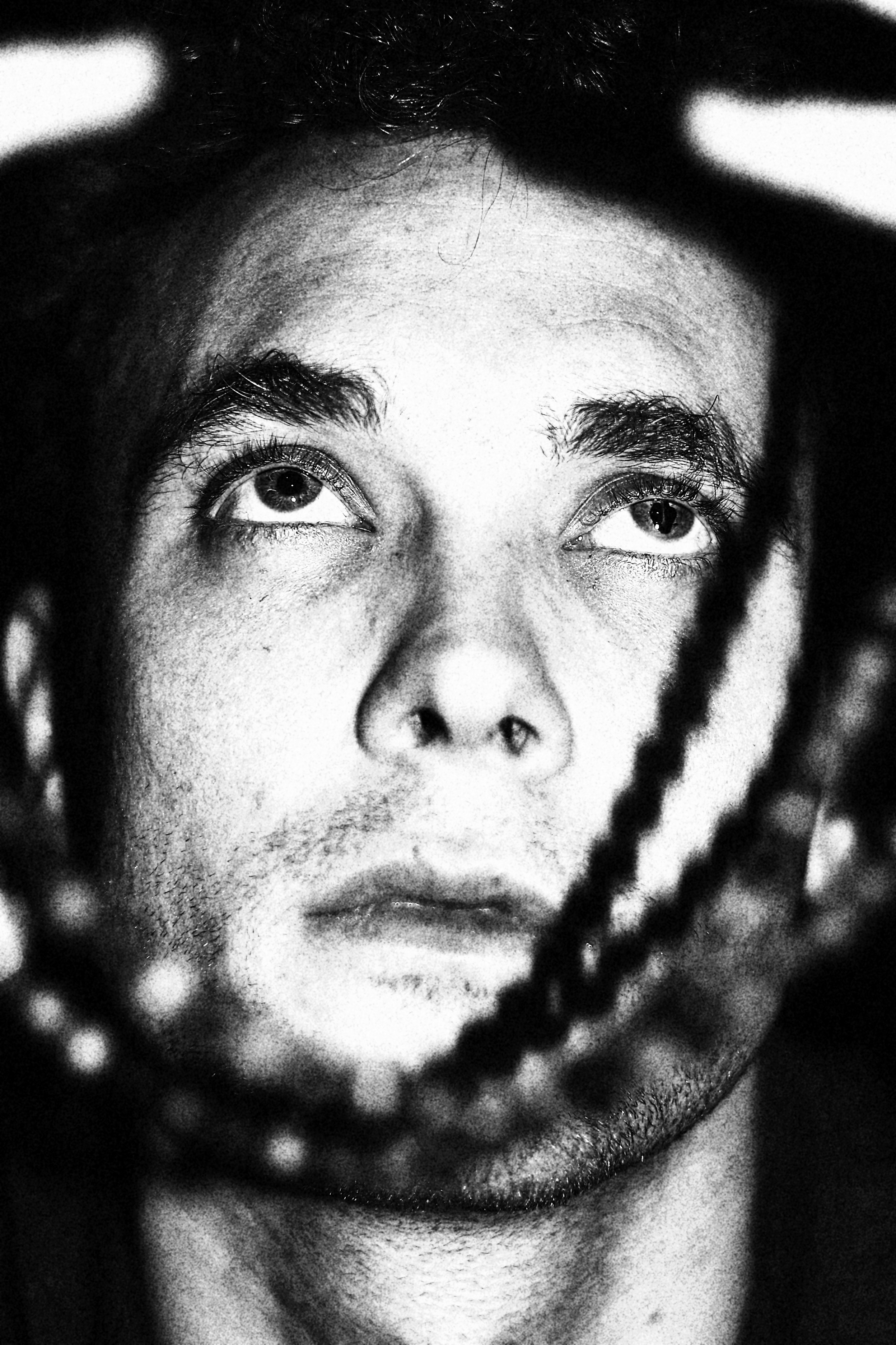 Maxim. Фэшн-фотография и портреты в Владивостоке. Превращаю съёмку в повествование — создаю образы с сюжетом, которые остаются в памяти