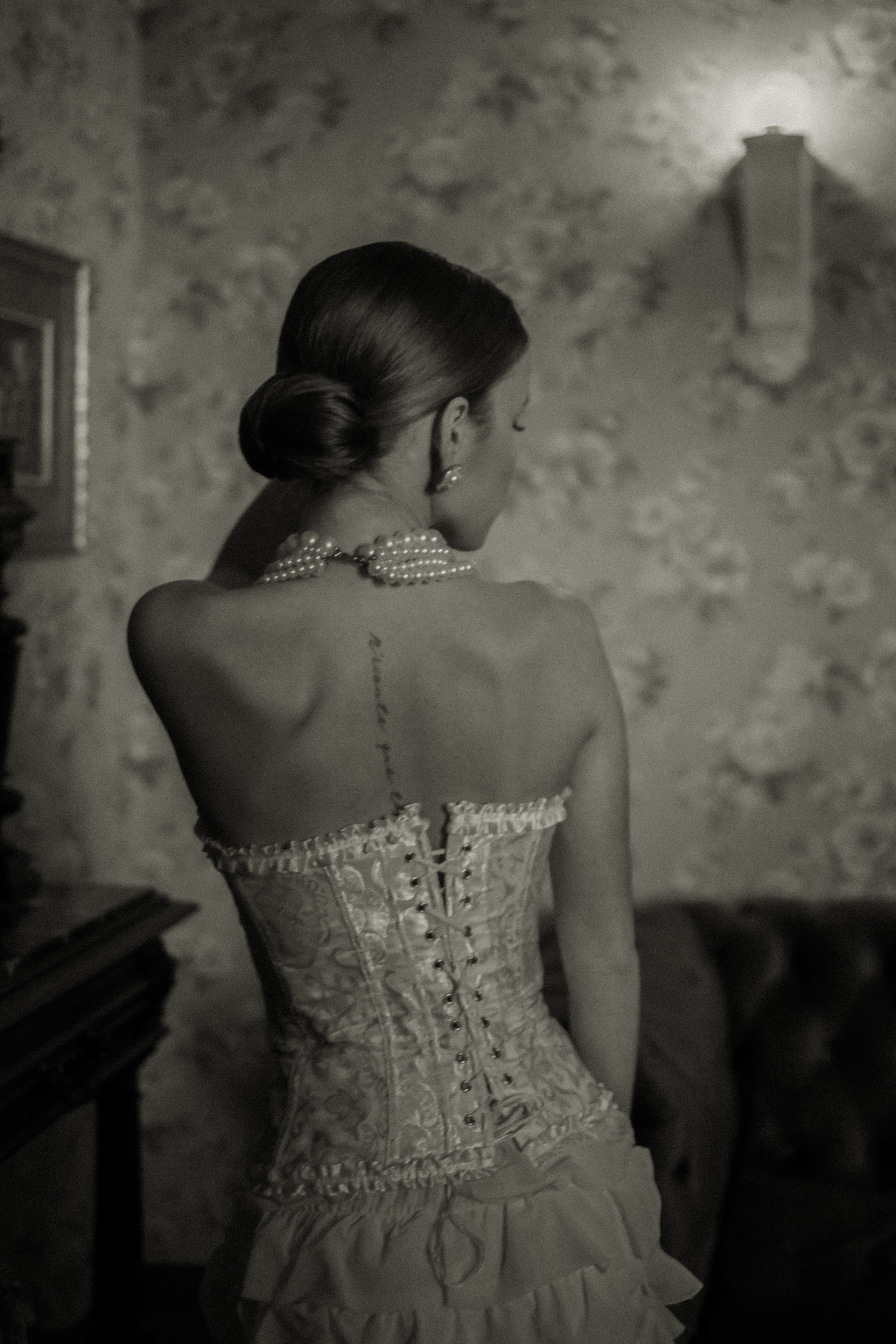 Свадебная прогулка Адель и Артём. Свадебная фотография. Арина Рубах