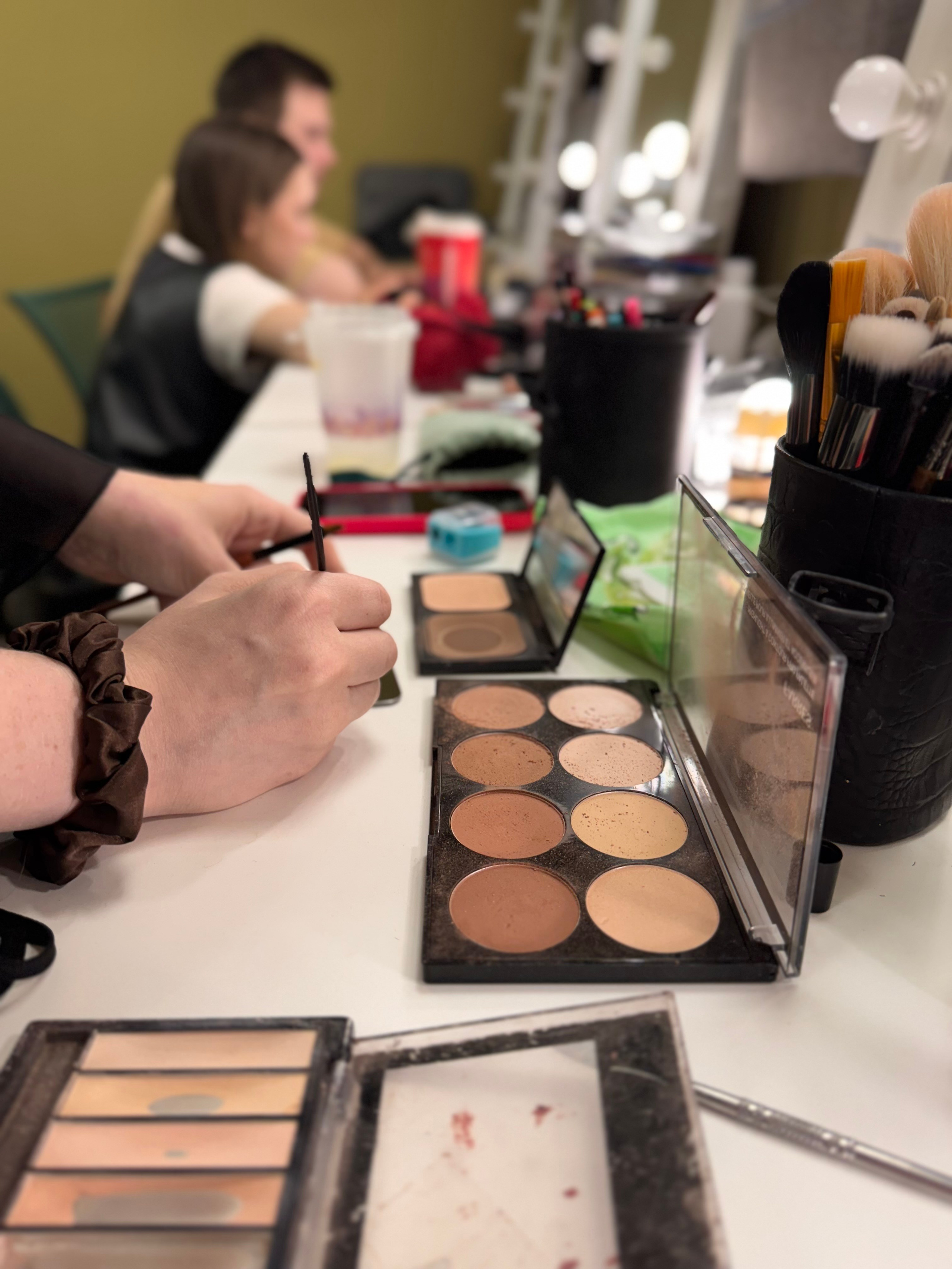 Режиссер Арсений Ганчуков, полный метр «Московские твари». Фотограф, оператор и рилсмейкер в Москве — Ася Палагута