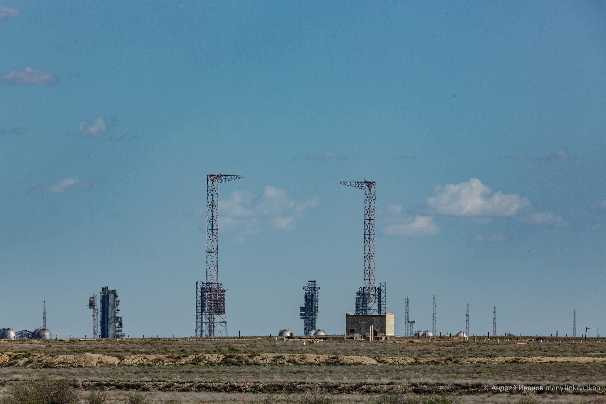 Перелёт на Байконур в 2026 г на самолётах АОН. Фотоальбом показывающий увлекательный мир авиации и мир медведей Андрея Иванова