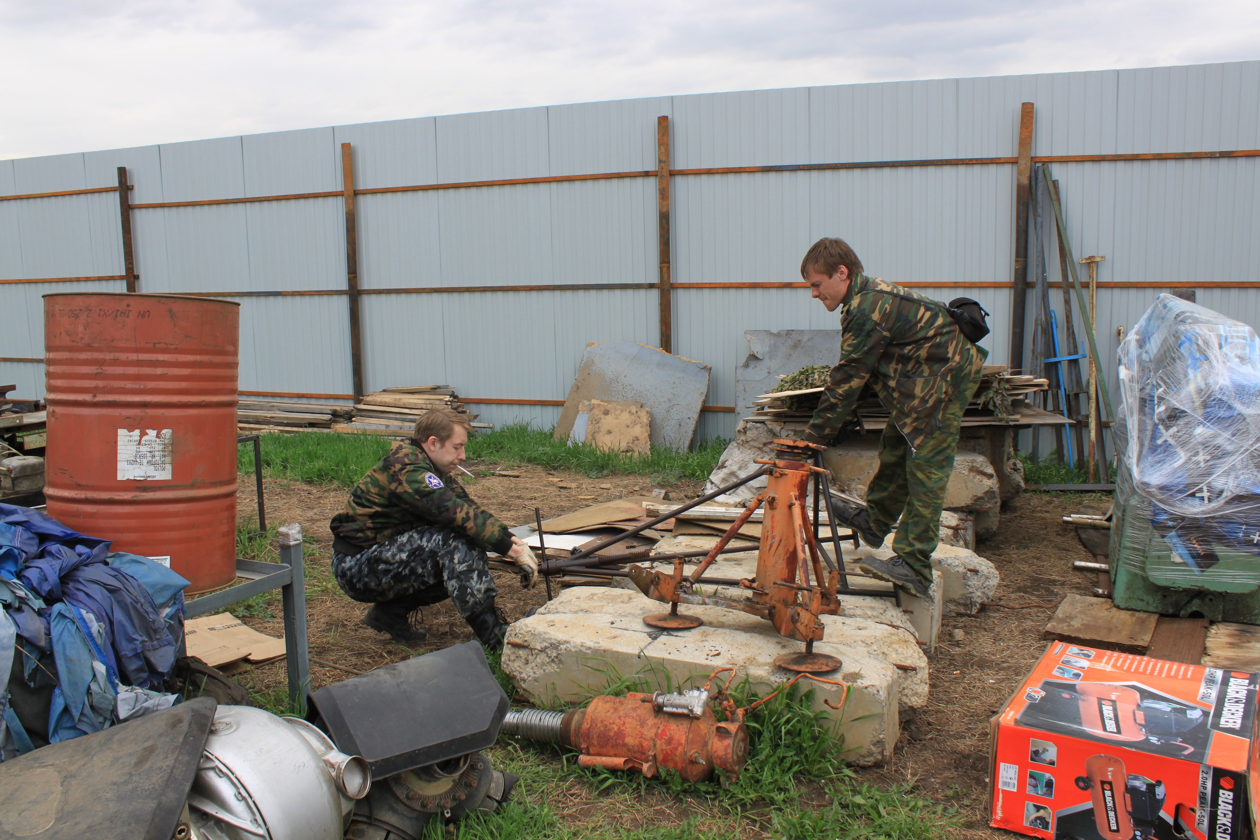 Ил-14Т «Голубая Мечта» работы в Тушино (2011 г.). Фотоальбом показывающий увлекательный мир авиации и мир медведей Андрея Иванова
