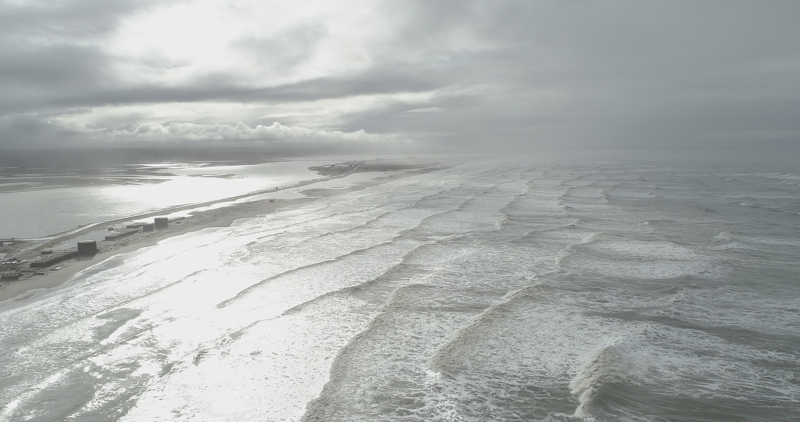 Амдерма — наука (2020 г.). Фотоальбом показывающий увлекательный мир авиации и мир медведей Андрея Иванова