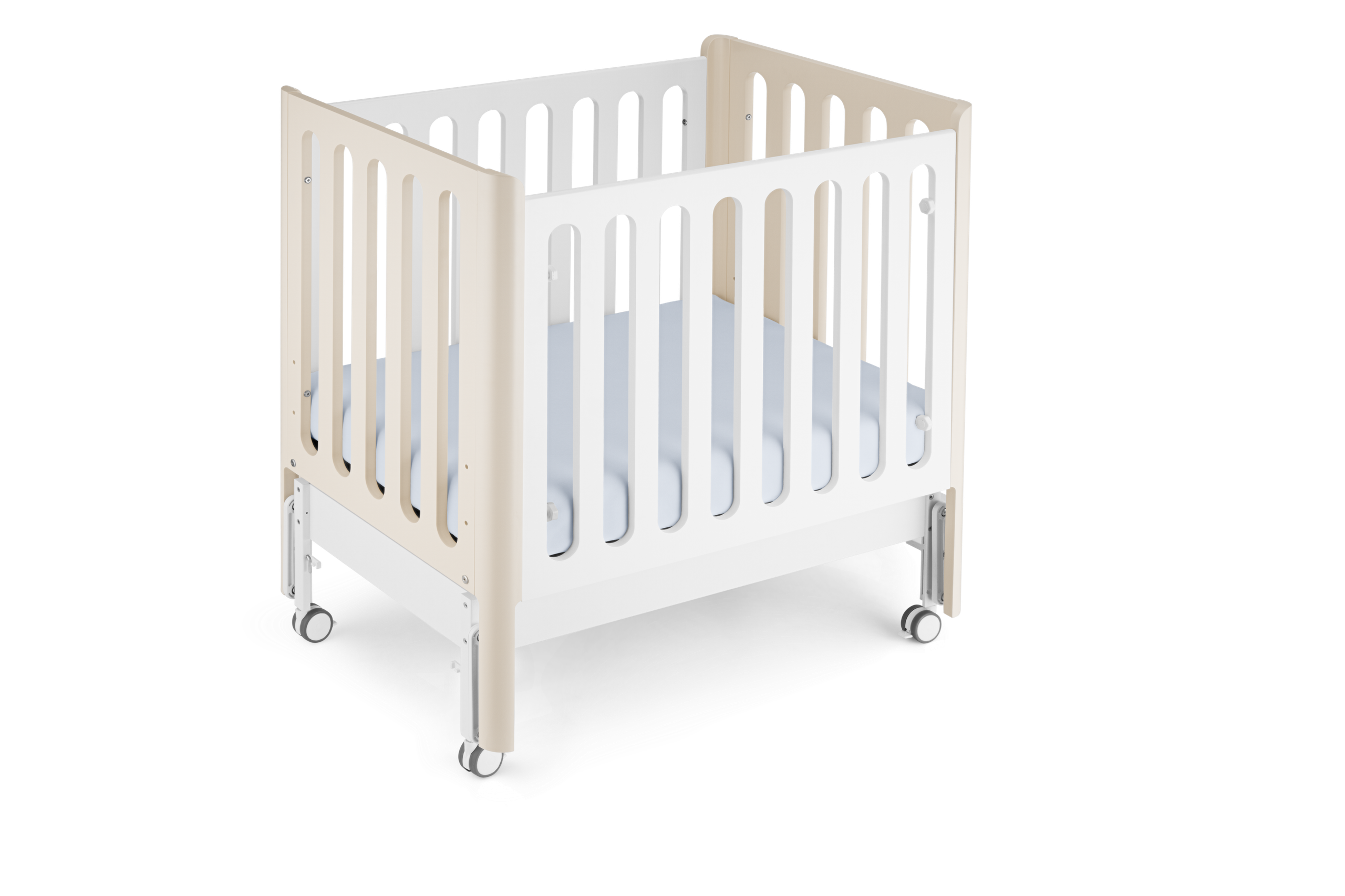 Детская кроватка Junion. Олег Дмитриев