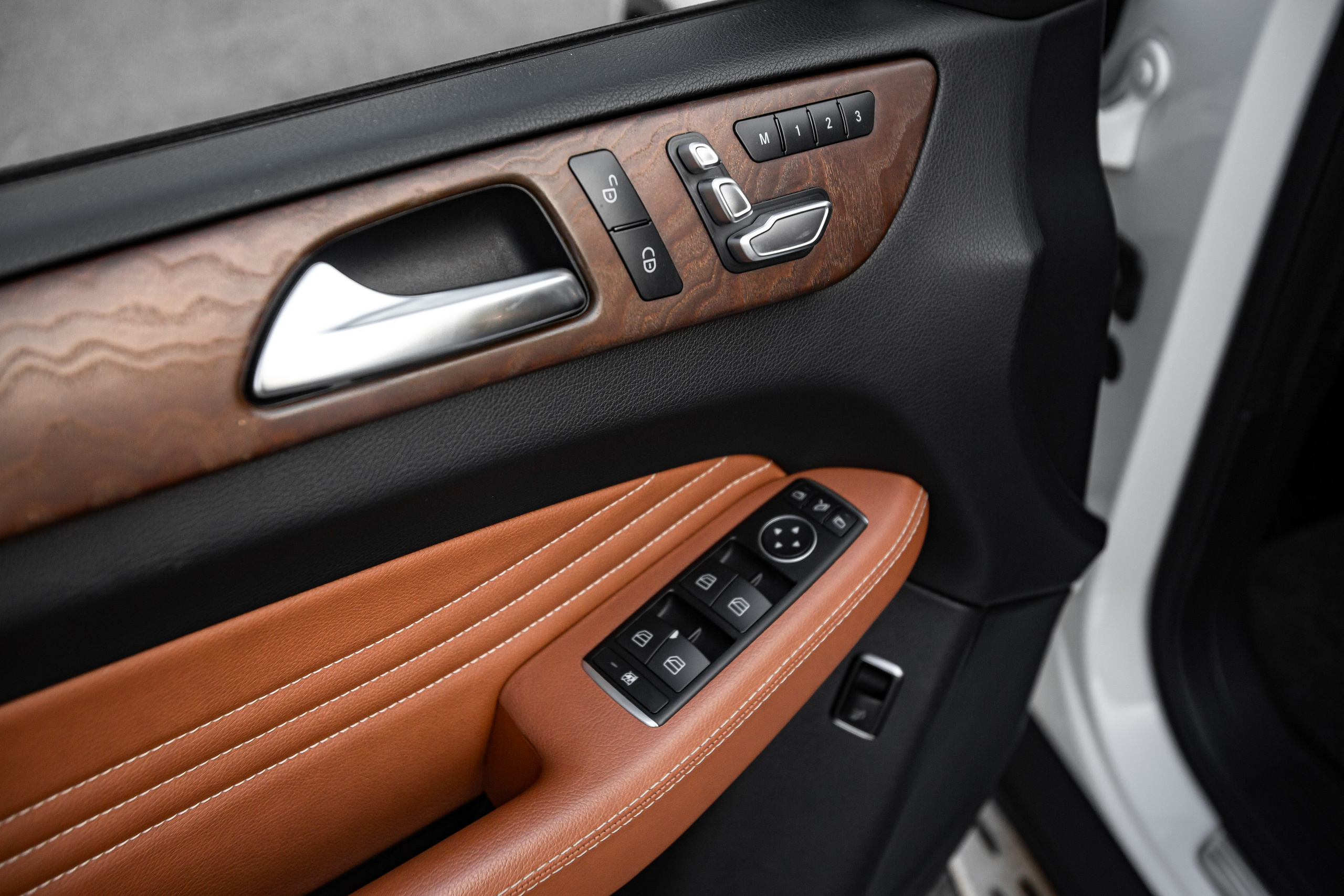 Mercedes-Benz GLE 350d. Автомобильный фотограф в Москве Андрей Емельянов