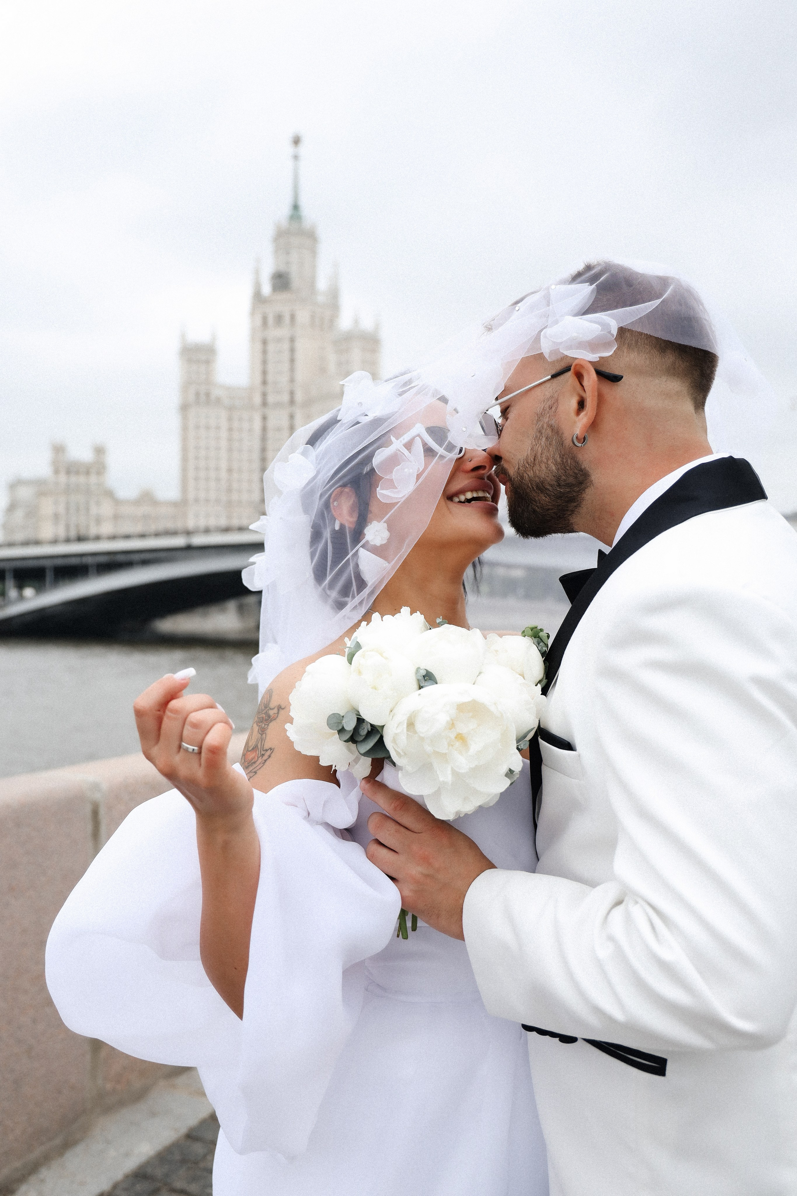 Т. + А. Роспись в Сити, прогулка по набережным Москвы. Семейный и lovestory фотограф в Москве Светлана Коняхина