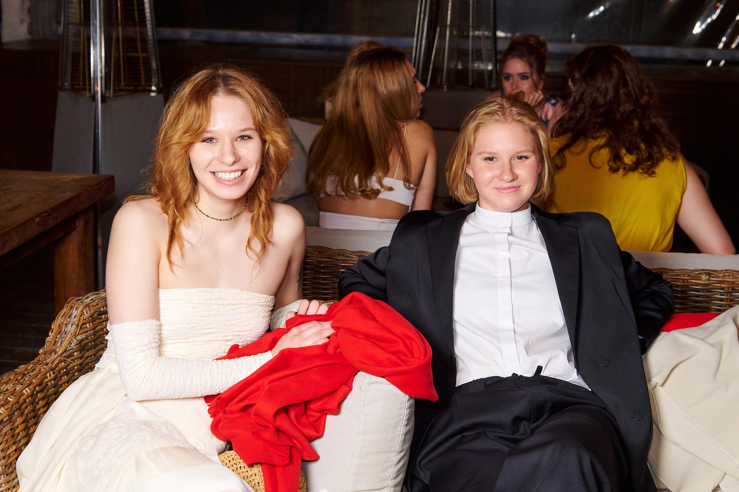 Школа. Выпускные 11 классы. Goganaft.ru — Репортажный фотограф в Москве Георгий Коненков