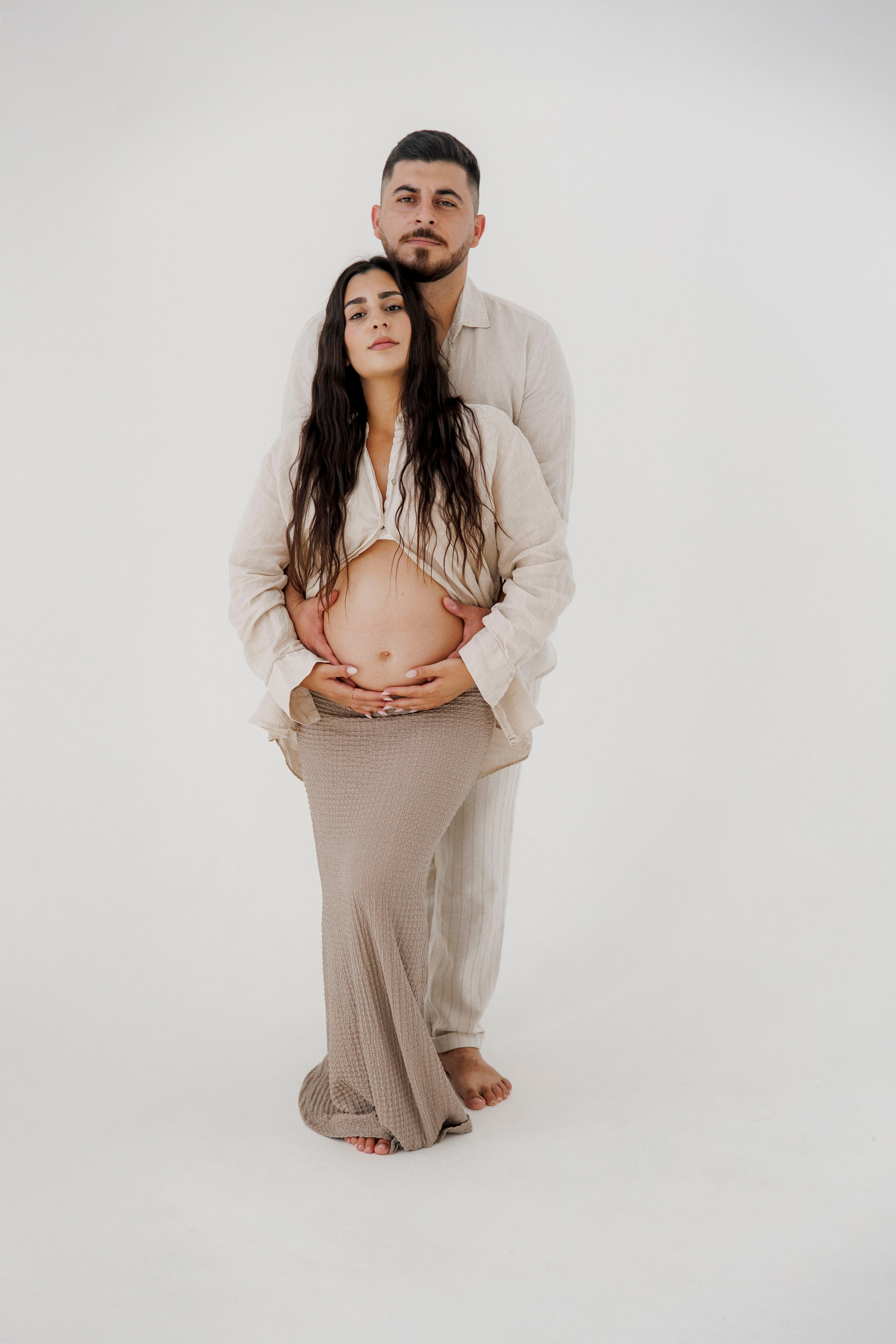 Pregnancy photoshoot inside the Grey Studio. Главная
