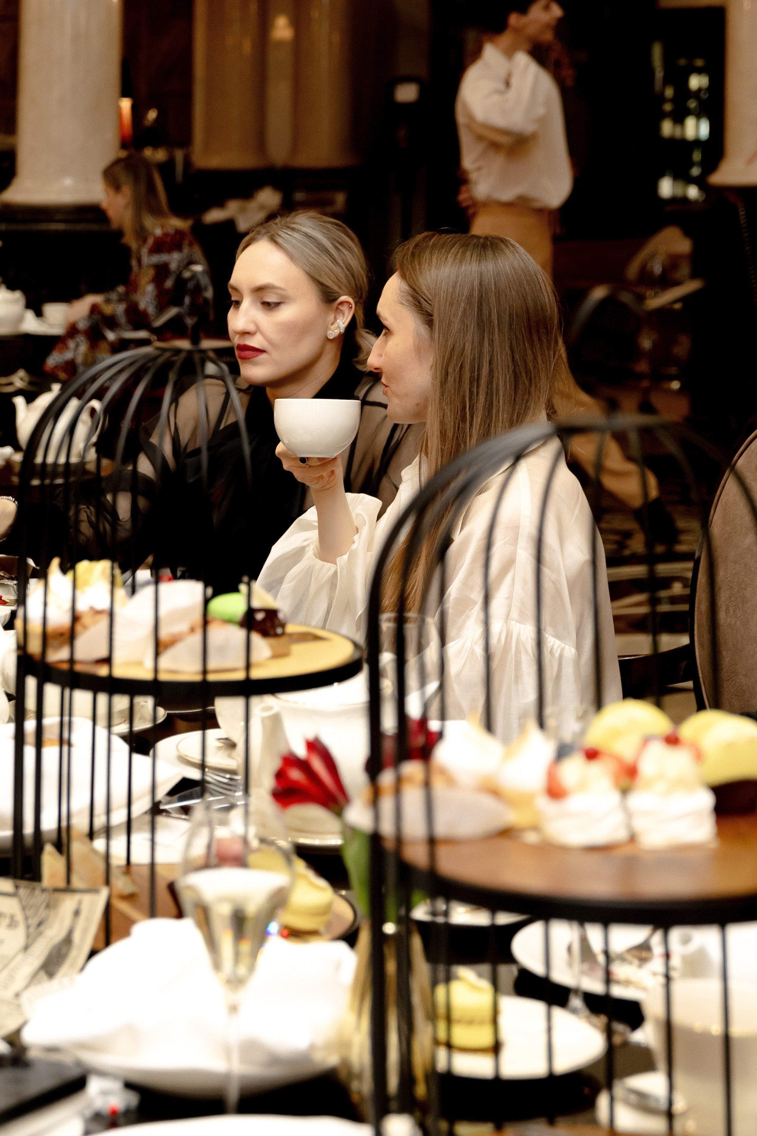 Чайная церемония в отеле «ST REGIS MOSCOW». Свадебный/Портретный фотограф снимаю в Москве