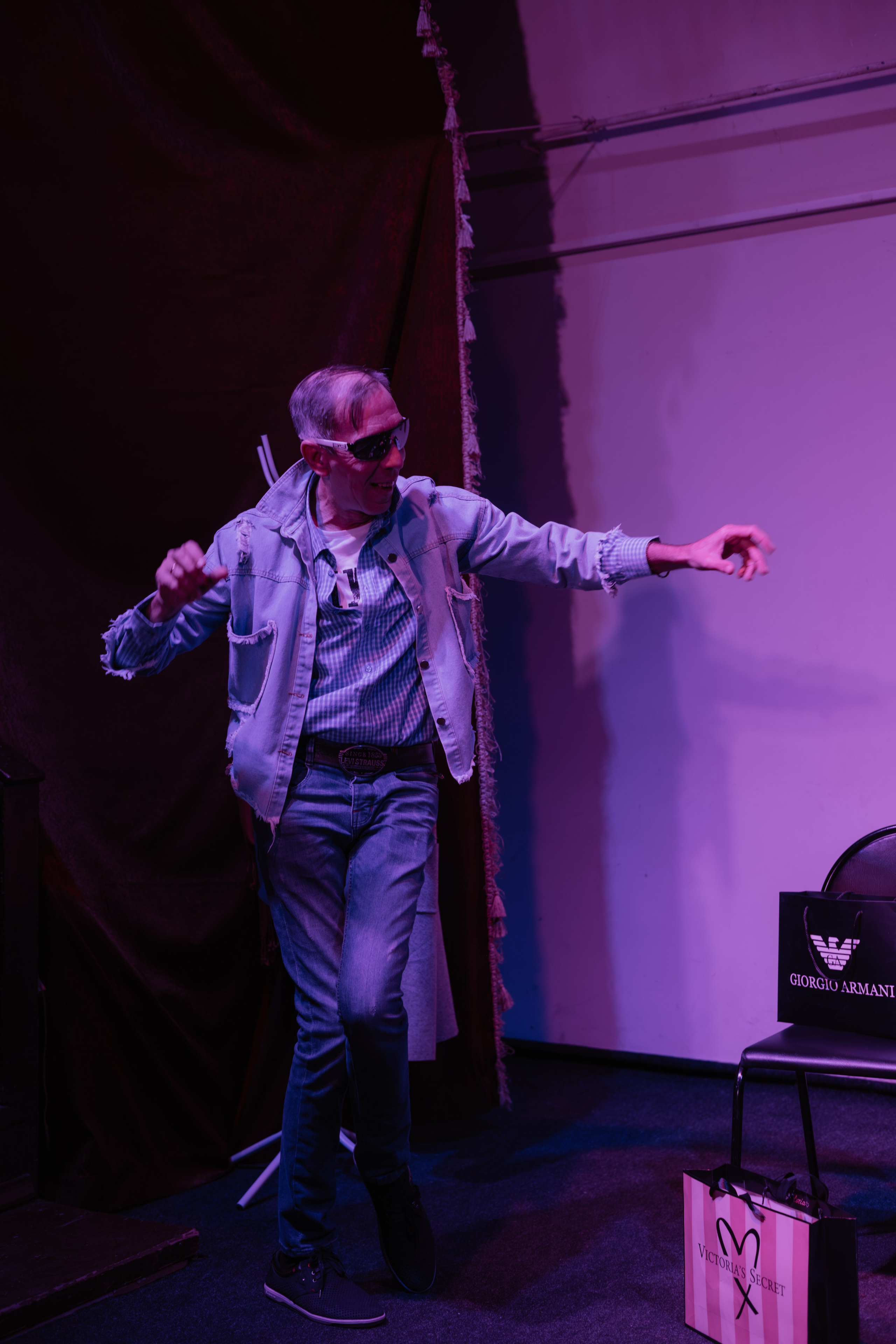 Дом актера «Денег много не бывает». Фотограф Марк Файзулин