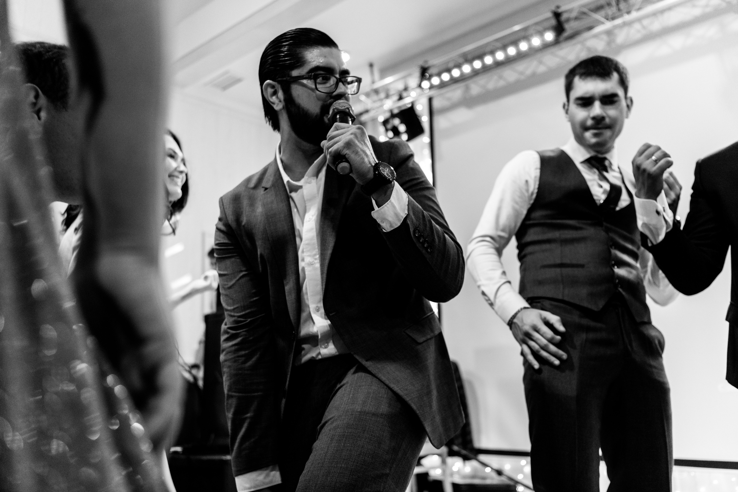 Свадебная фотосессия и выездная регистрация в театре оперы и балета. Свадебный и семейный фотограф в Уфе | Винс Константин | Фотопроекты