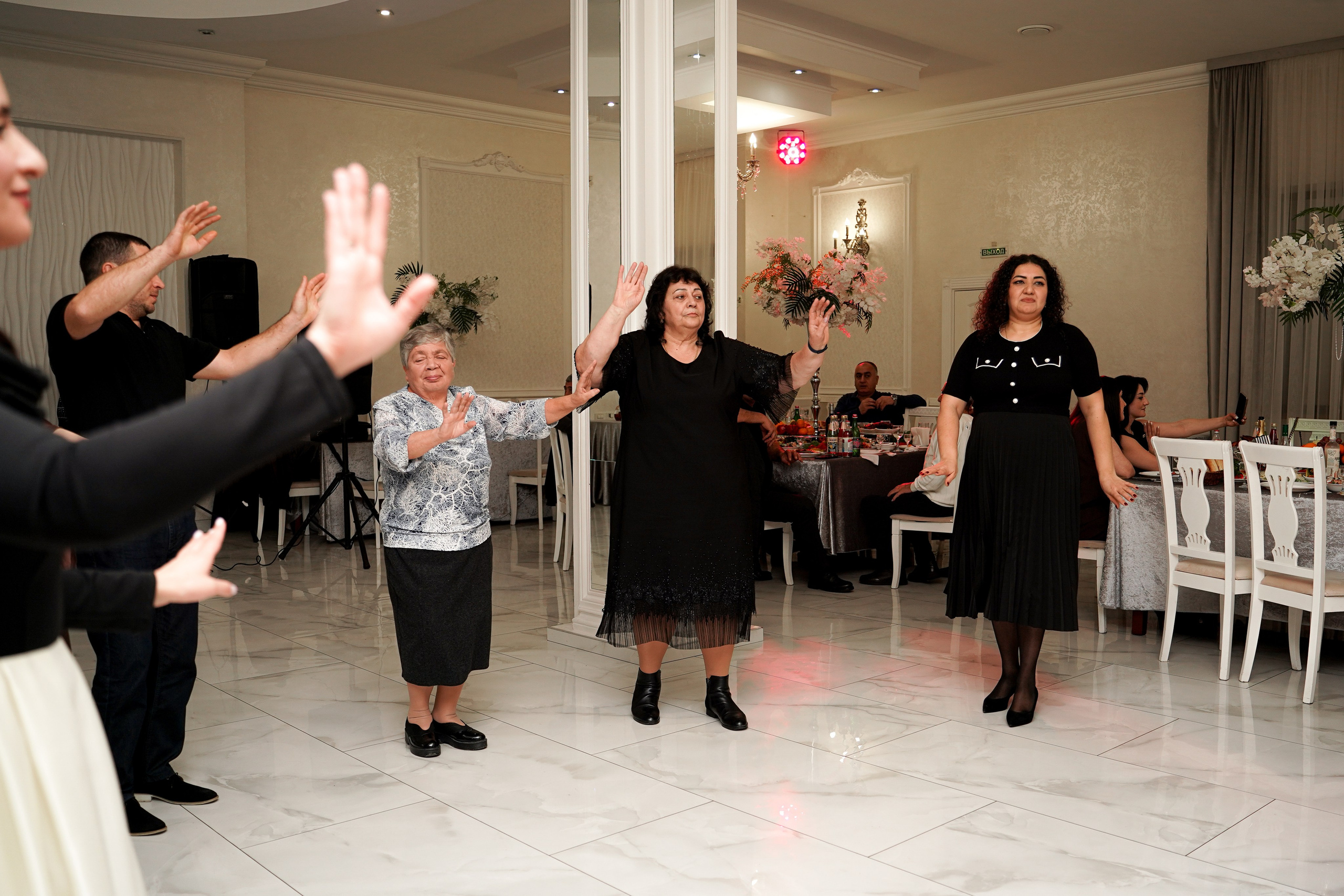 Сватовство. Свадебный фотограф в Ростове-на-Дону. Таинство Крещения и Венчания, семейные фотосессии. Алёна Чёботова
