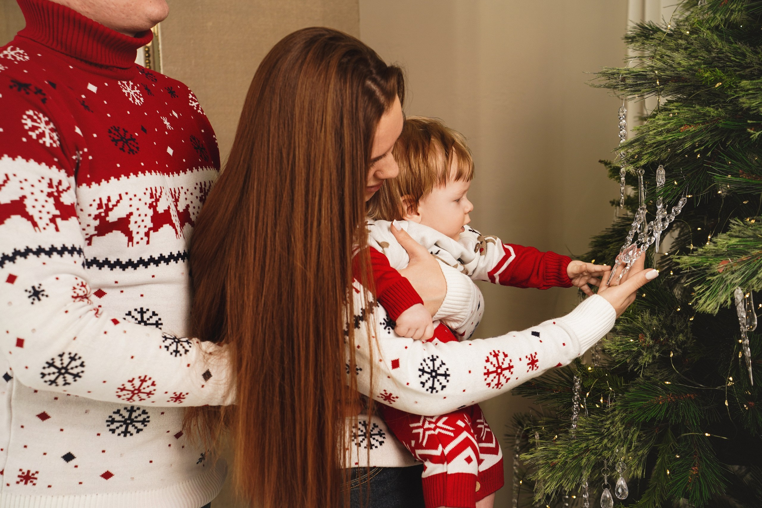 Семейная фотосессия в студии Blanc. Свадебный фотограф в Ростове-на-Дону. Таинство Крещения и Венчания, семейные фотосессии. Алёна Чёботова