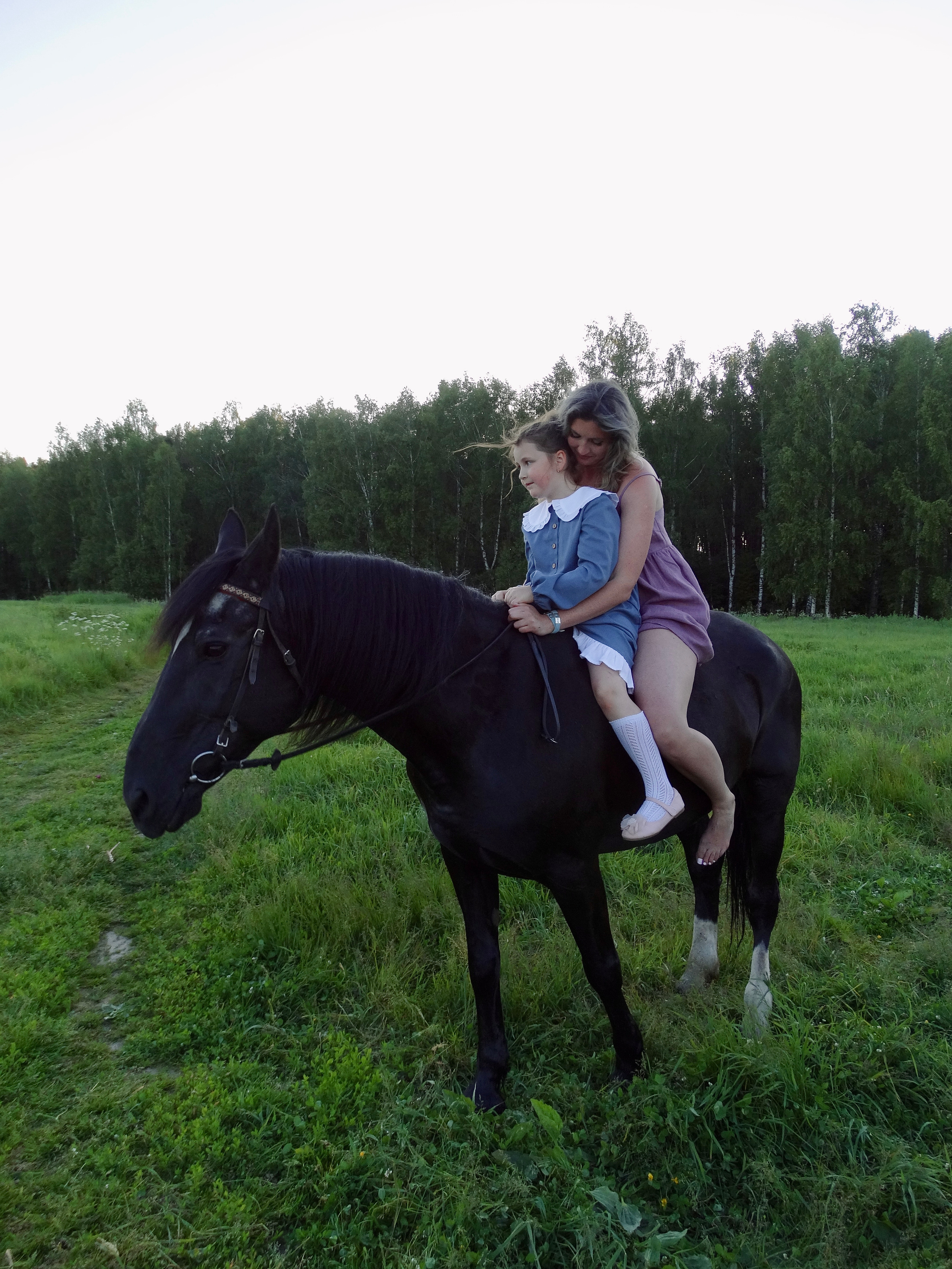Татьяна и Василиса. ФОТОГРАФ LAV.PHOTO ЛЕВИНА АЛЁНА ДМИТРОВ