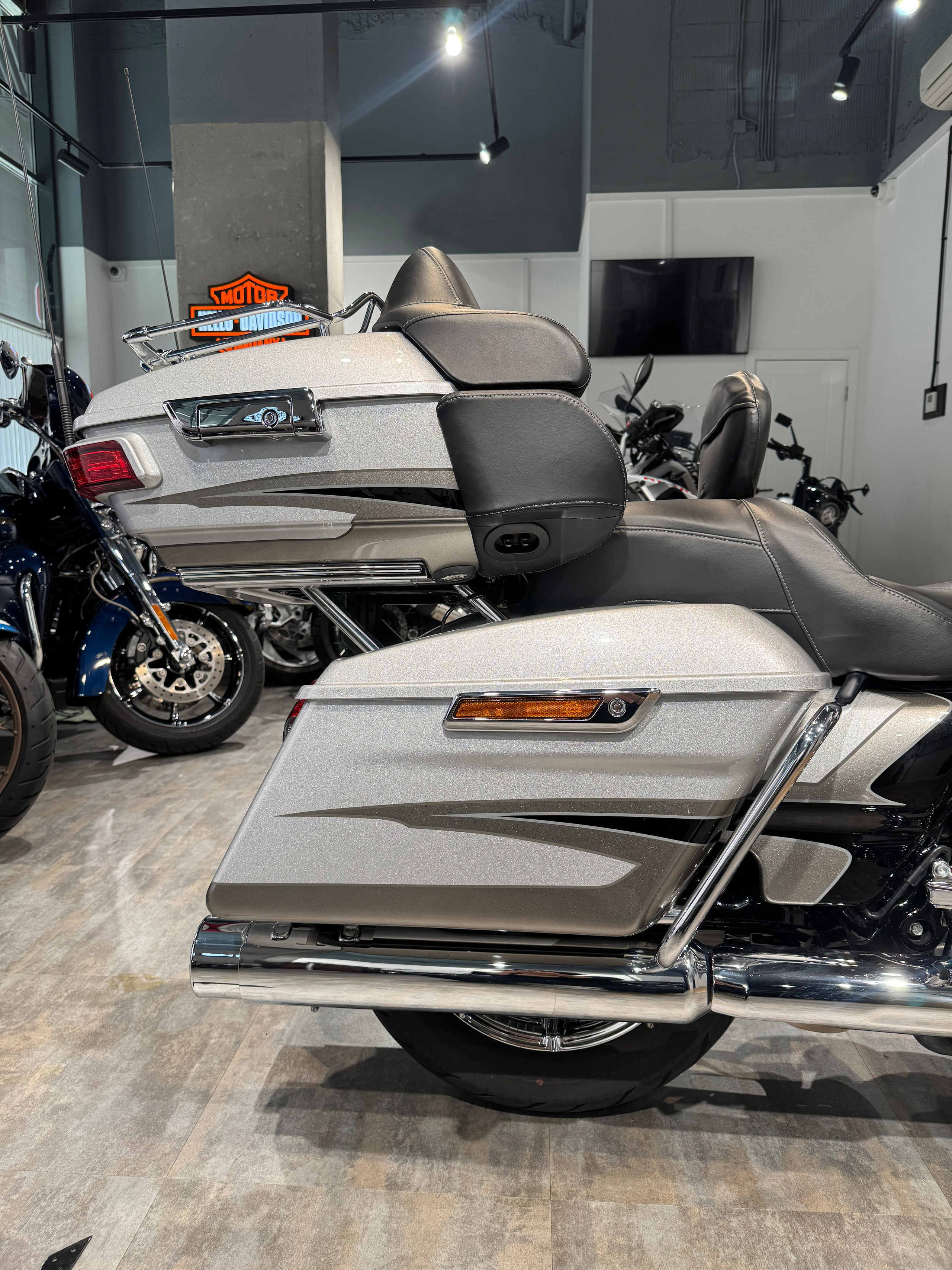 Мотоциклы Harley-Davidson 114 CVO Ultra Limited (Touring)  — купить мотоцикл. Hello Davidson, Москва. Только хорошие мотоциклы…