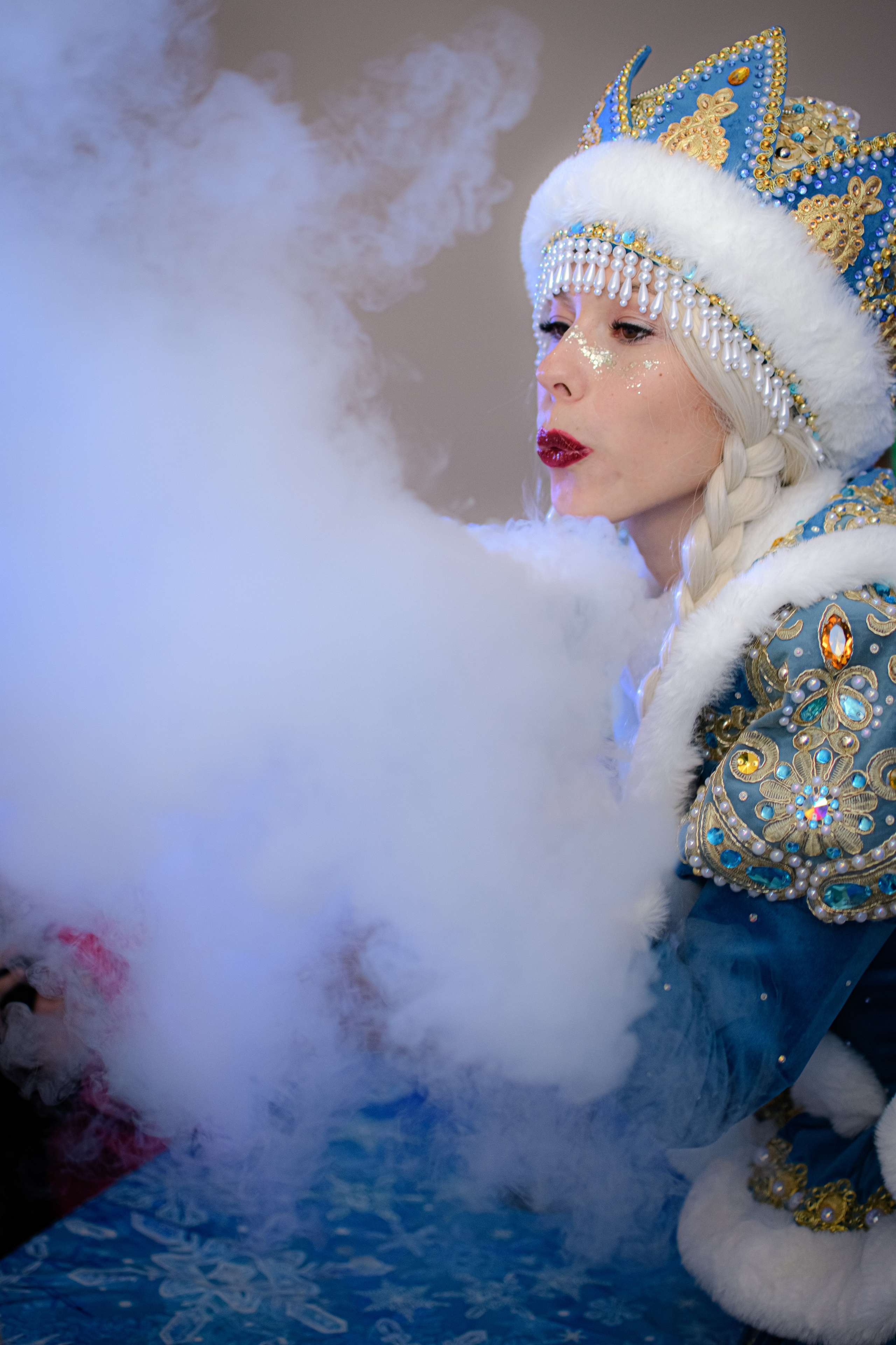 HAPPY NEW YEAR. Photokarish