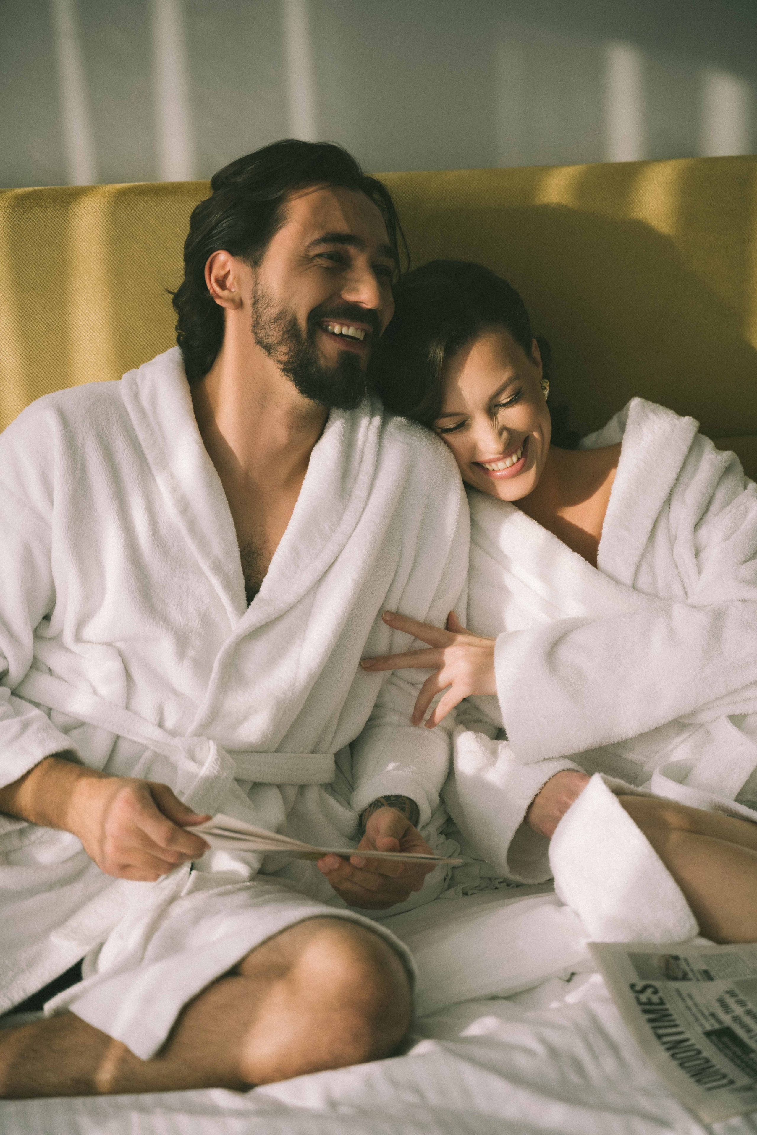 Не надевая маски