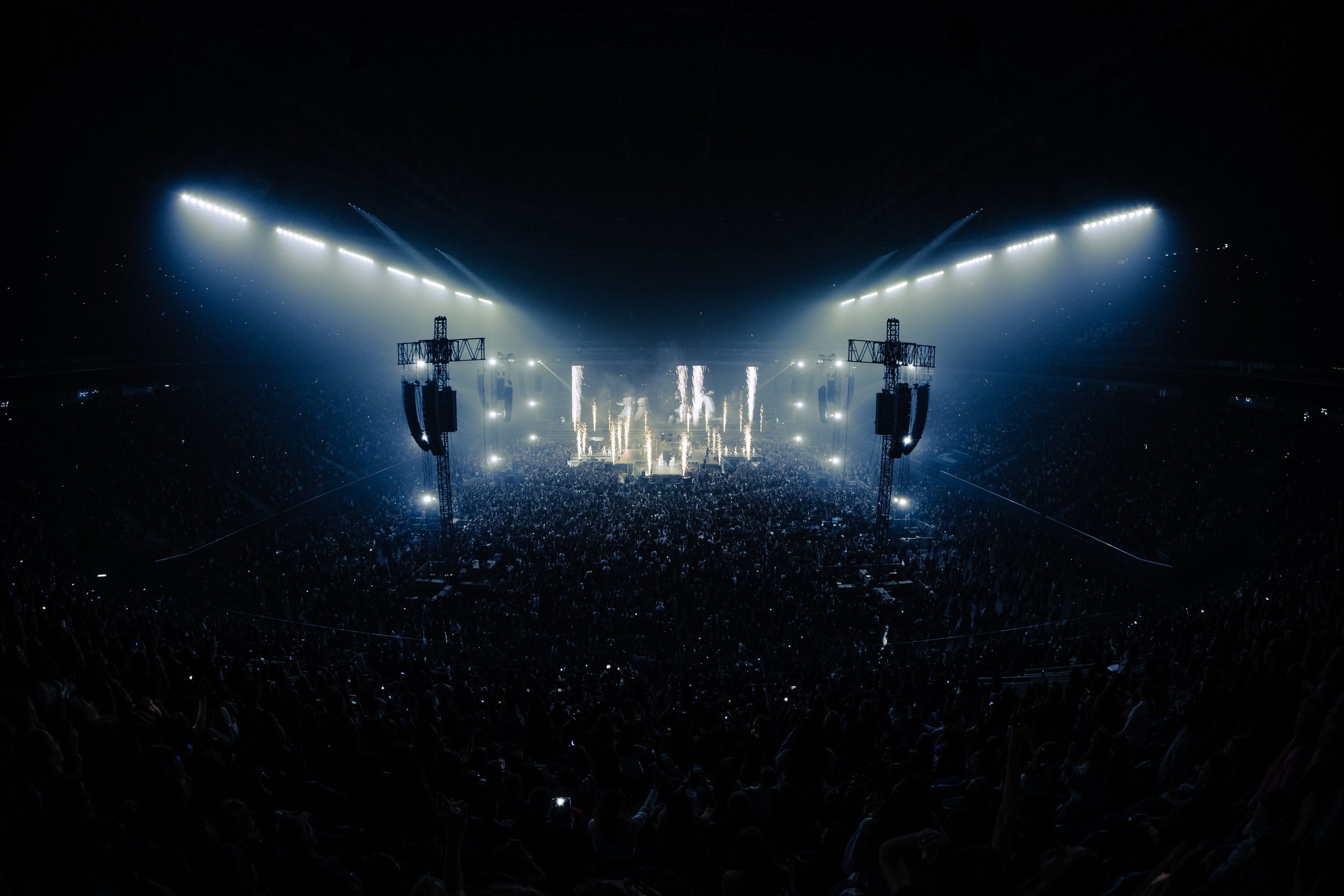 ЕГОР КРИД ГАЗПРОМ АРЕНА 11.10.25. Концертный и репортажный фотограф в Москве и Санкт-Петербурге Мария