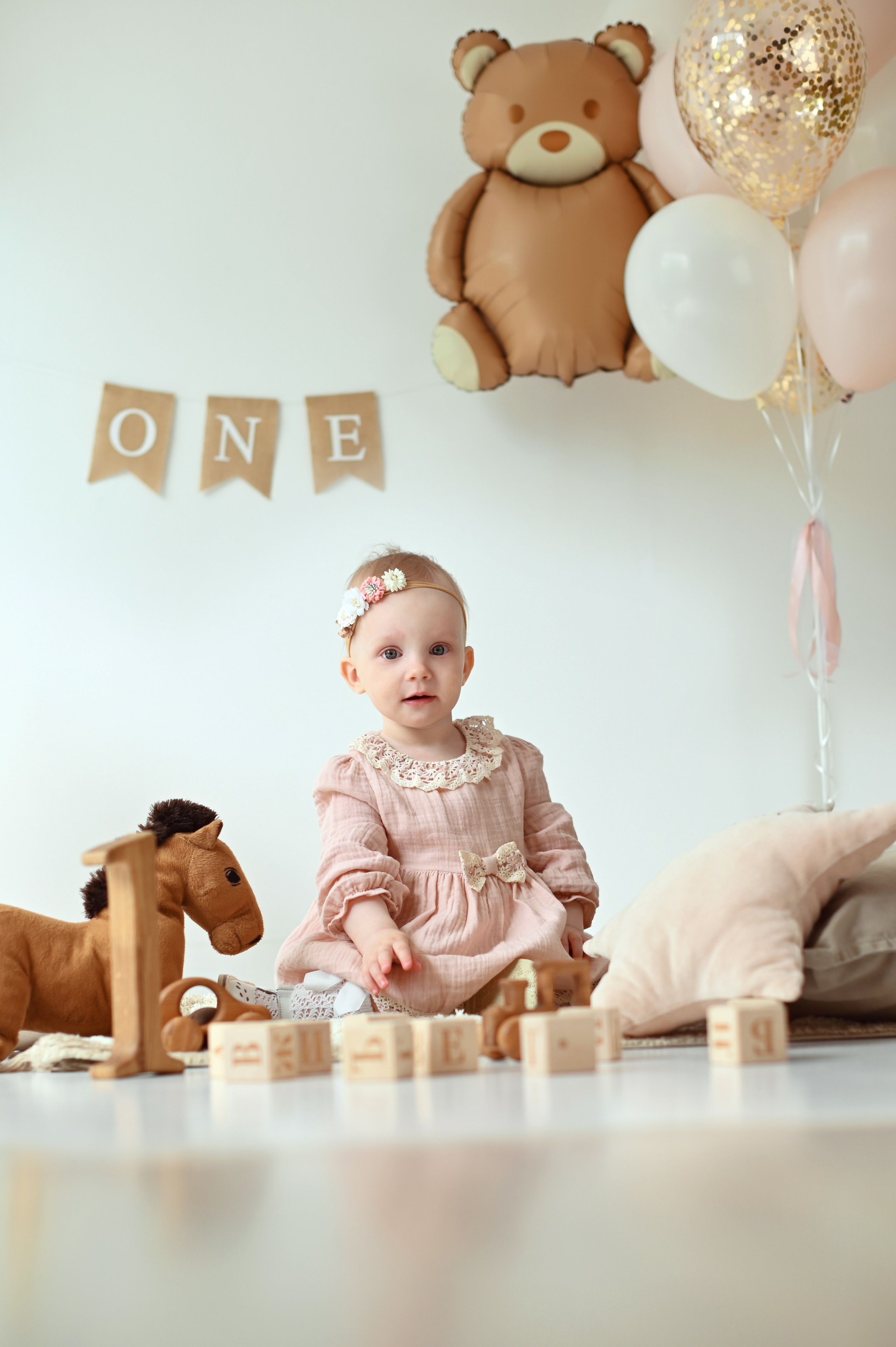 Первый день Рождения. Фотограф Альбина Вакунова