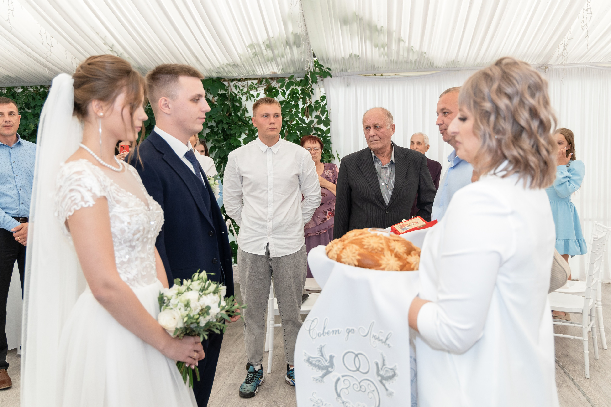 Ксения и Антон (полный день). Фотограф в Барнауле Юлия Садвокасова