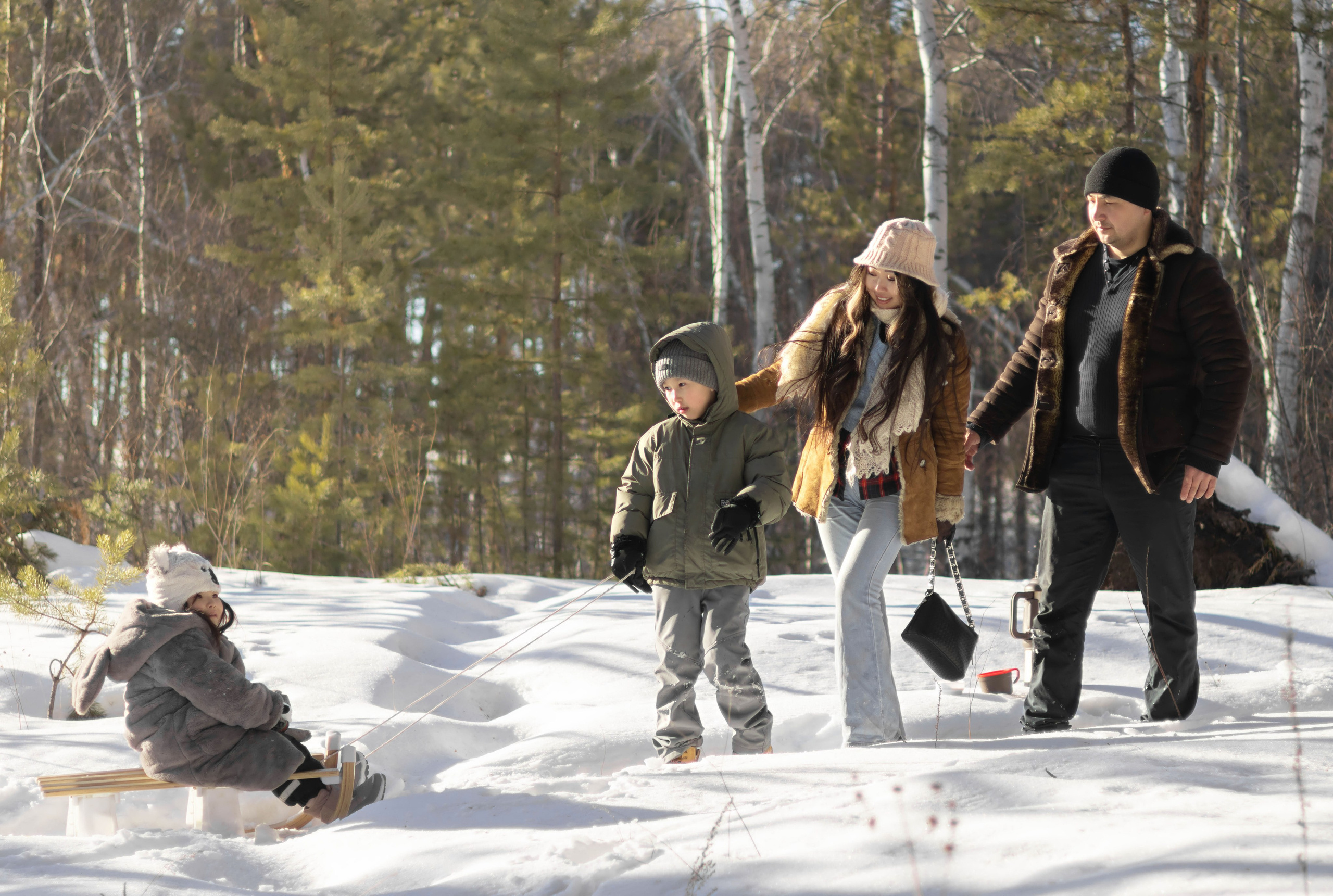 Семейная съемка на природе, на сопке. Фотограф Якутск Зоя Николаева
