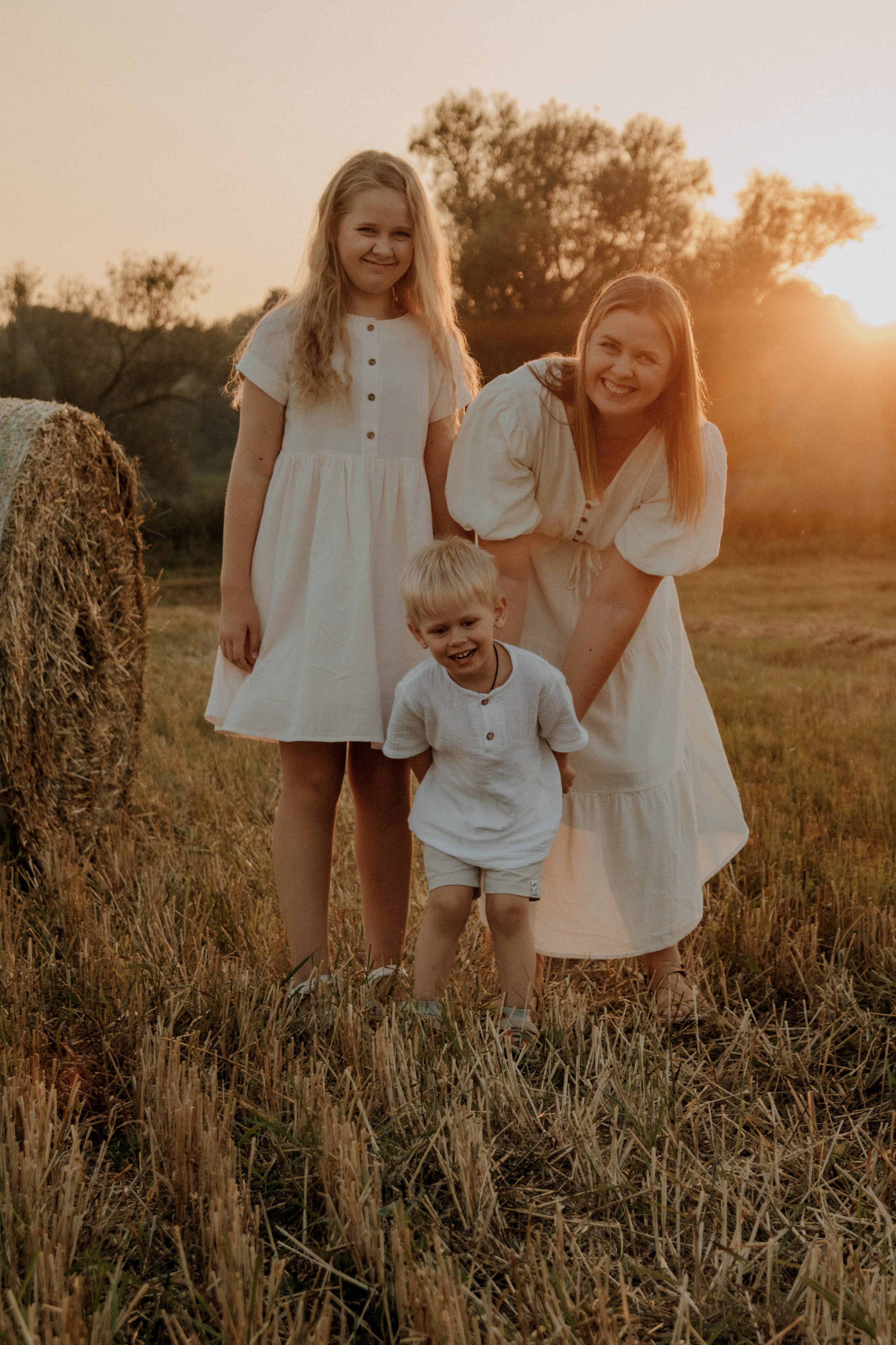 Семья Гафиятовых. Свадебный и индивидуальный фотограф в Суворове Клюева Мария