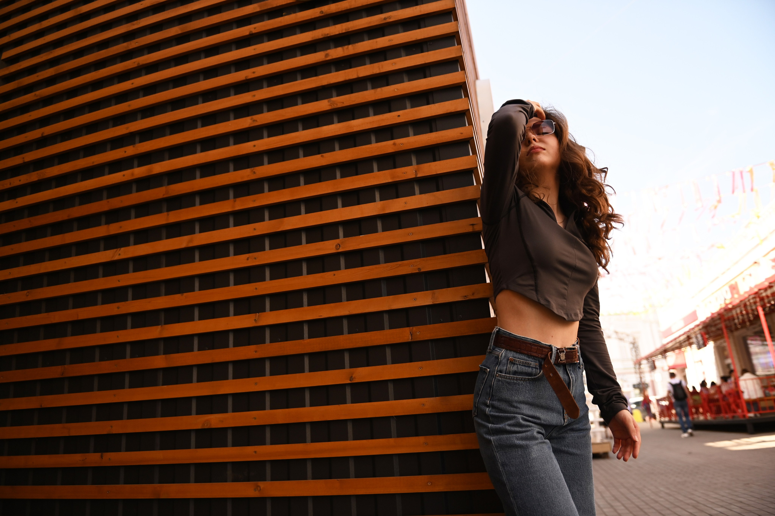 Индивидуальная прогулочная в городе. Свадебный, семейный, детский, контент фотограф в Омске Максим Ильин