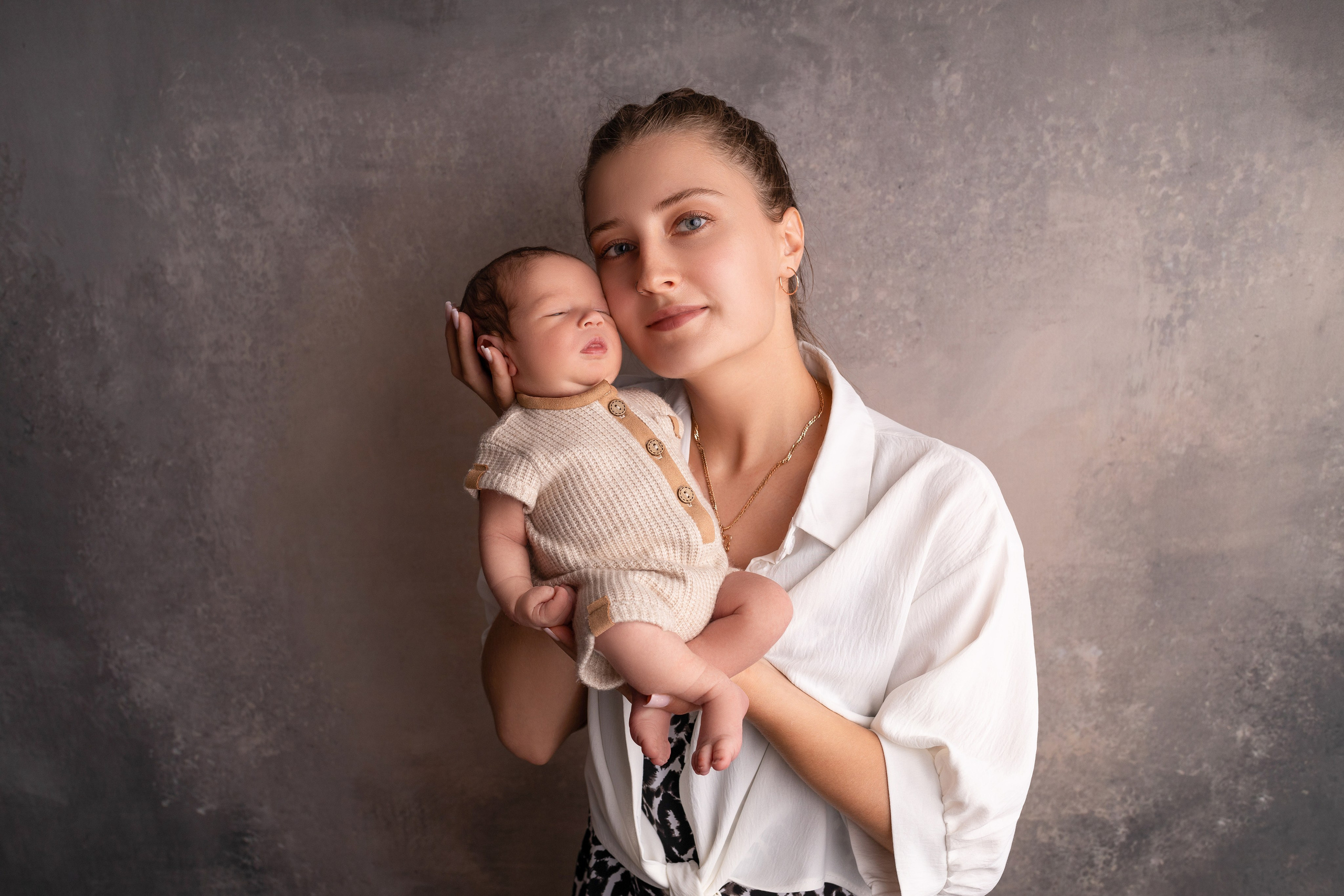 Семейные кадры от Elvira Kamaeva. Фотограф новорожденных малышей в Омске и Омской области Эльвира Камаева