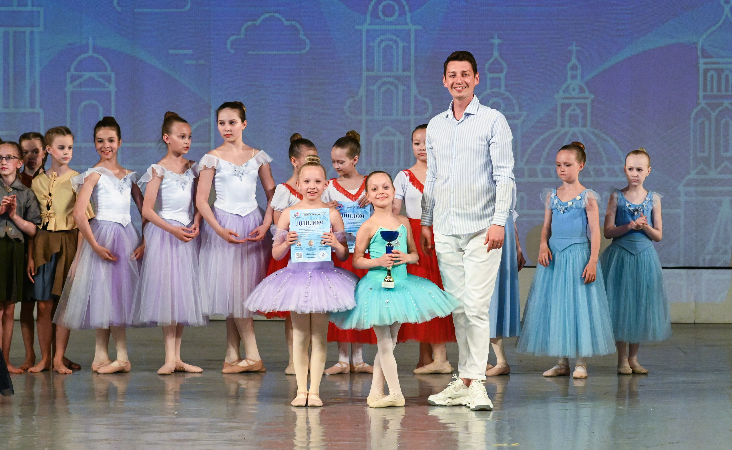 02.06.2025 «АртКомпас» Всероссийский фестиваль талантов «Невские встречи» г. Санкт-Петербург. Медиастудия Фото Концепт