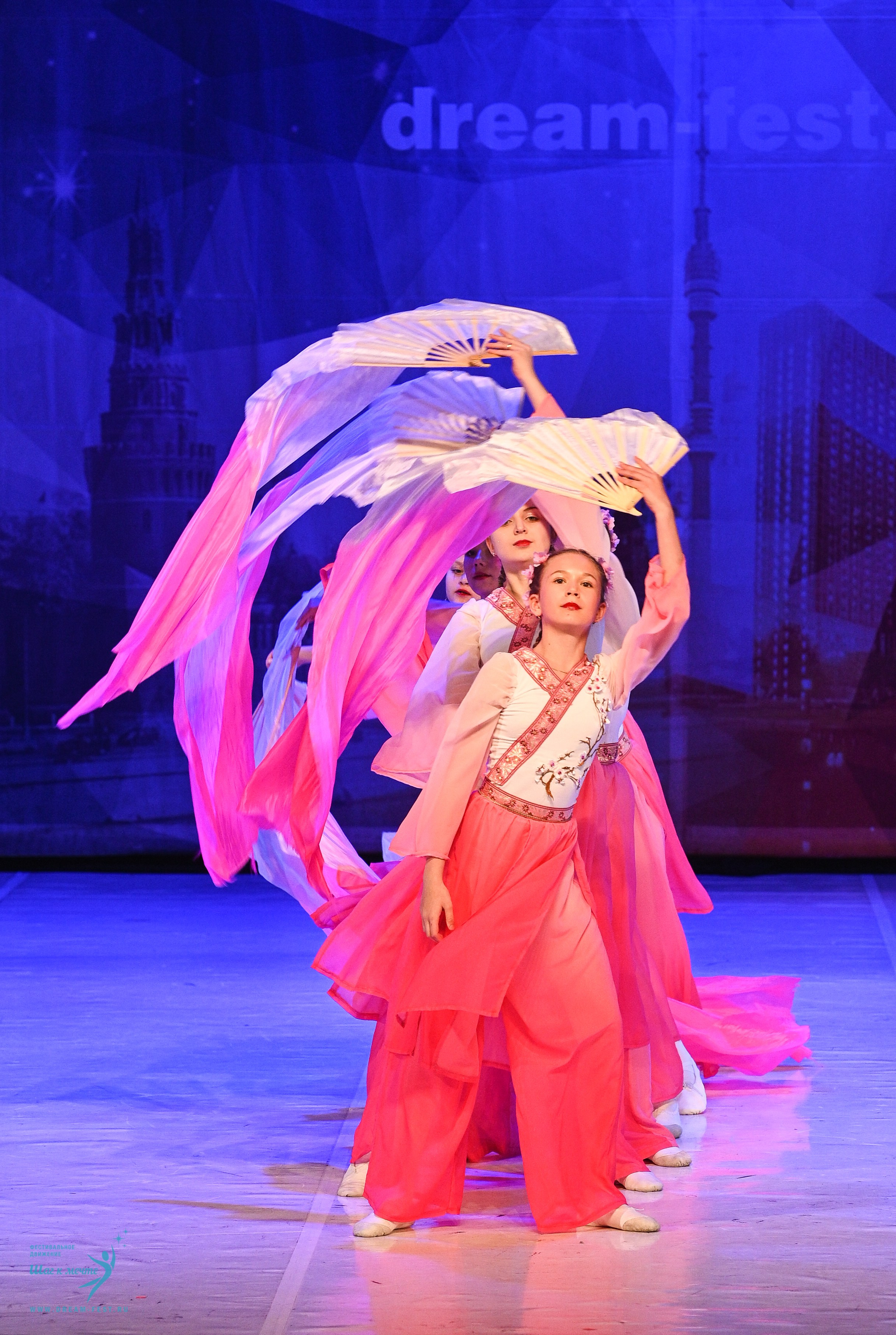 17.05.2025 «Московский Звездопад» Фестивальное движение «Шаг к мечте» г. Москва. Медиастудия Фото Концепт