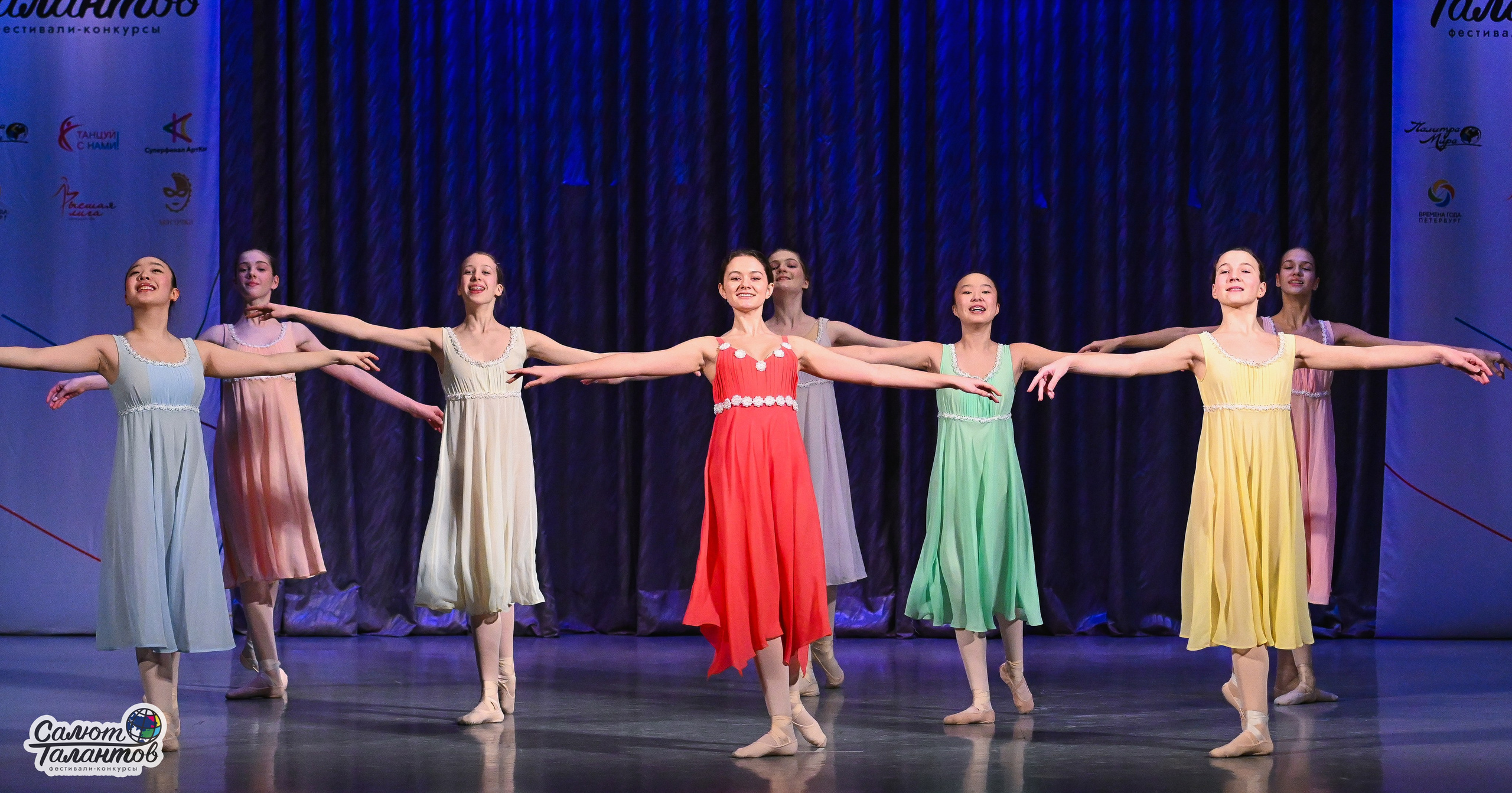 08.01.2026 «Салют Талантов» 8-й фестиваль-конкурс «Снегурочка встречает таланты» г. Ярославль. Медиастудия Фото Концепт