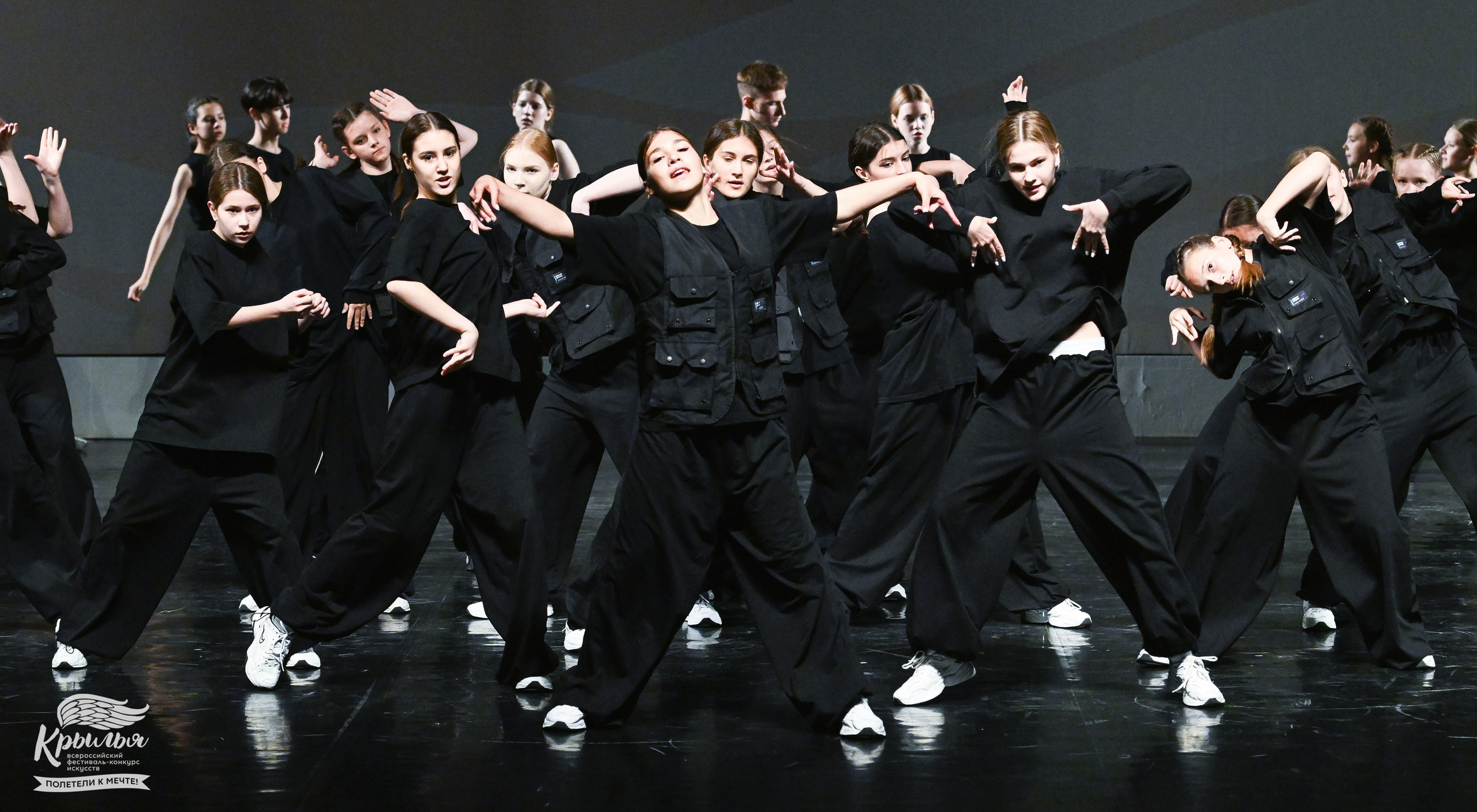 04.06.2025 Всероссийский фестиваль-конкурс искусств «Крылья» г. Санкт- Петербург. Медиастудия Фото Концепт