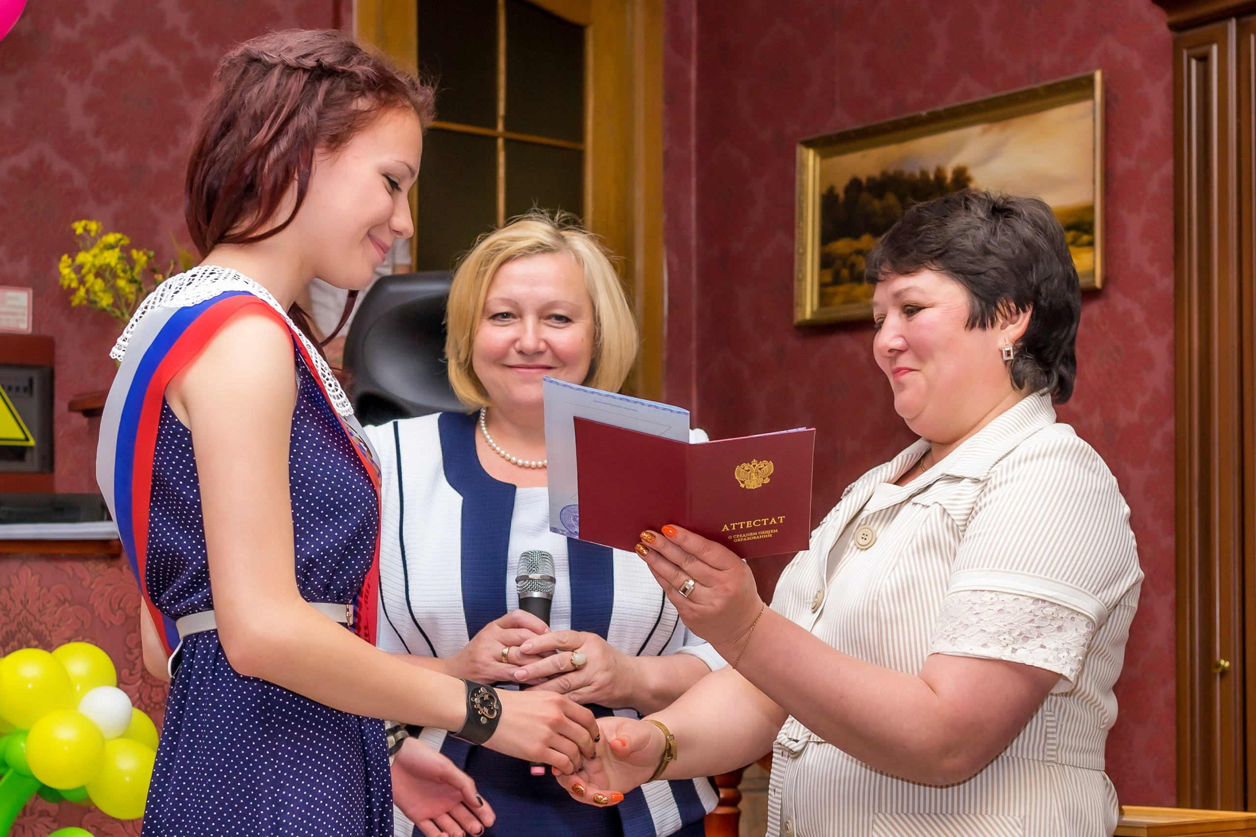 Школьный фотограф Самара. Фотосессия класса в школе, в студии. Цена