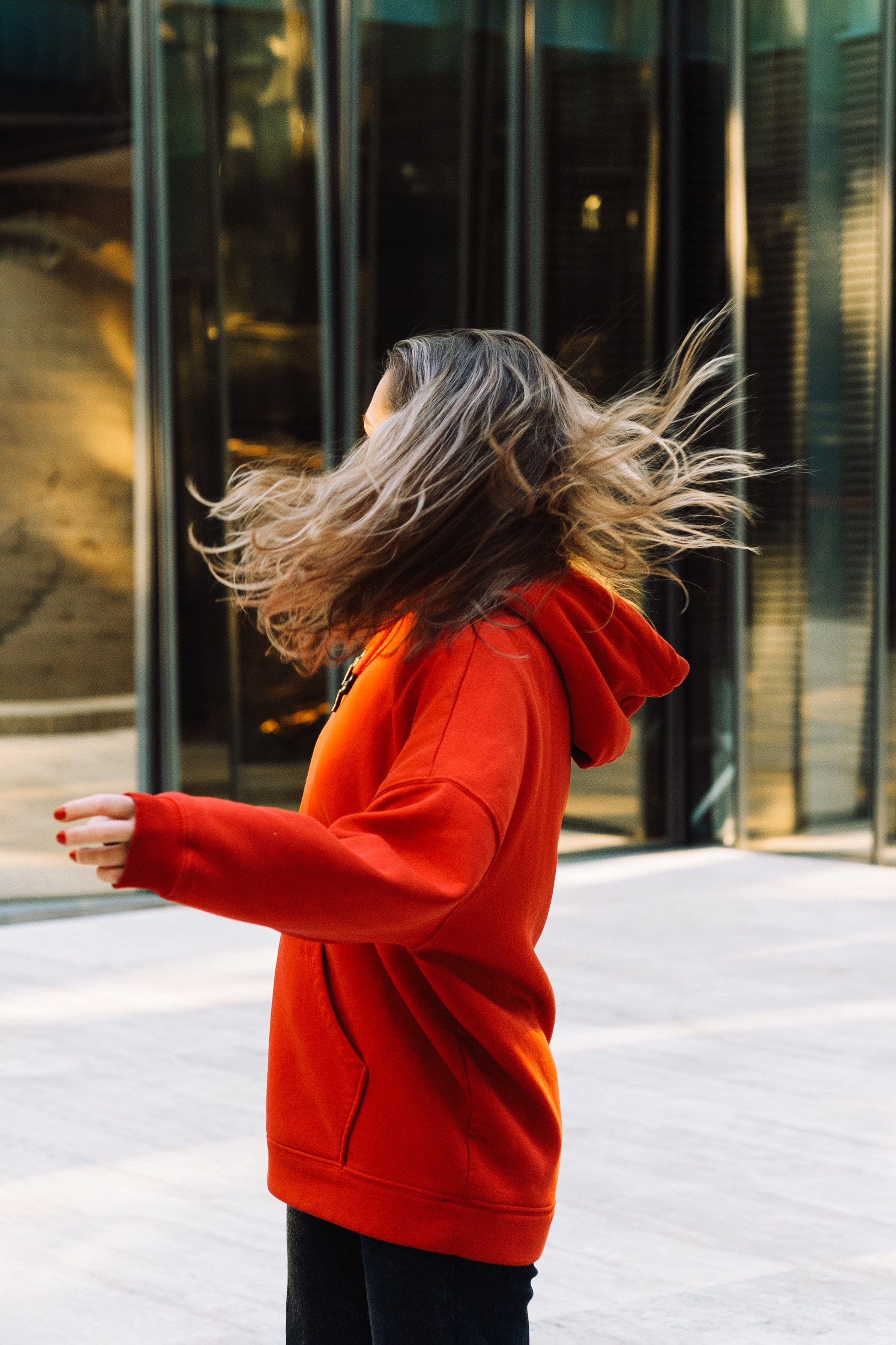 Наташа в Зазеркалье. Зеркальный дворик. Портфолио