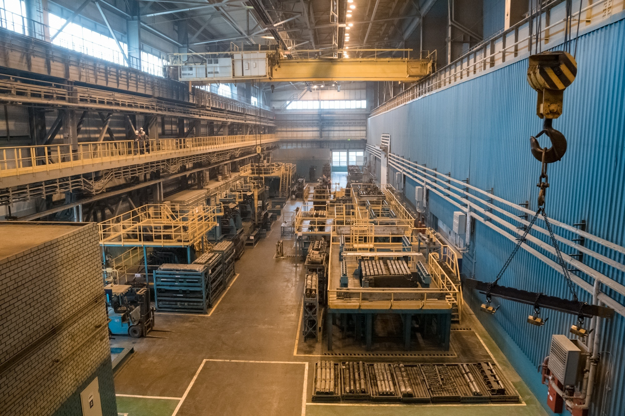 Промышленная фотосъемка металлургического предприятия. Интерьерный и архитектурный фотограф в Москве Панова Ольга