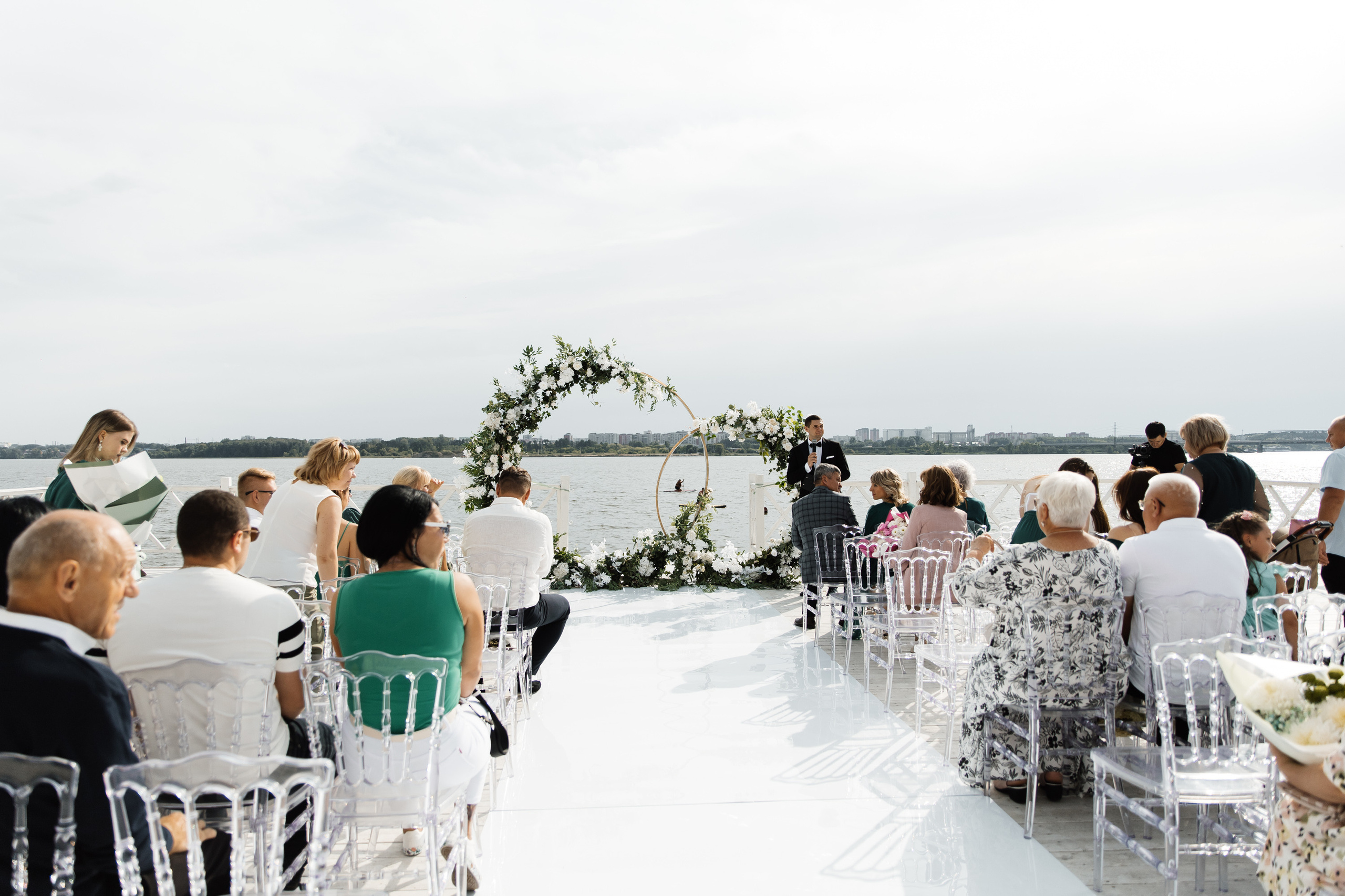 Свадьба в ХВОЕ. Свадебный  фотограф Новосибирск