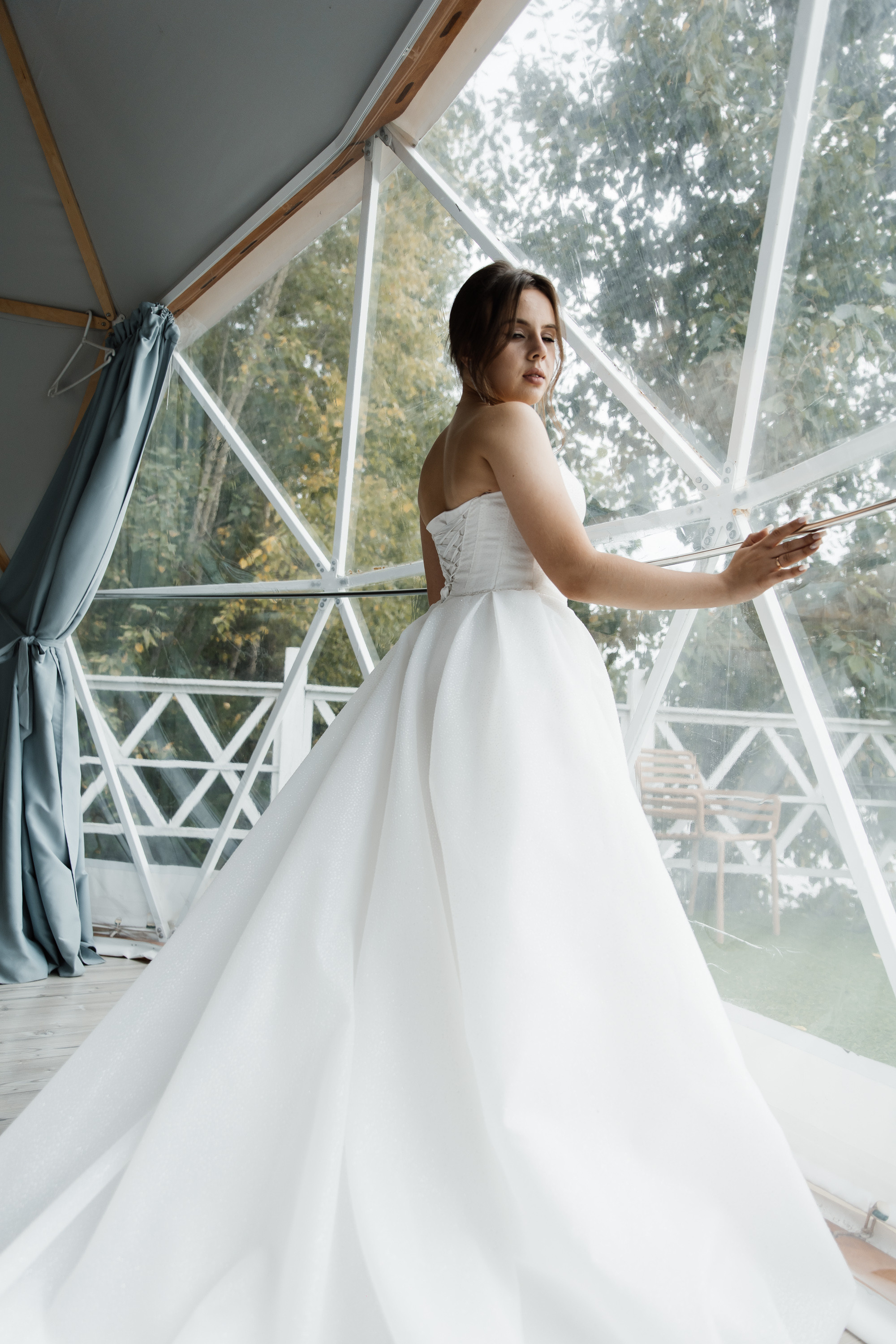 Свадьба в ХВОЕ. Свадебный  фотограф Новосибирск