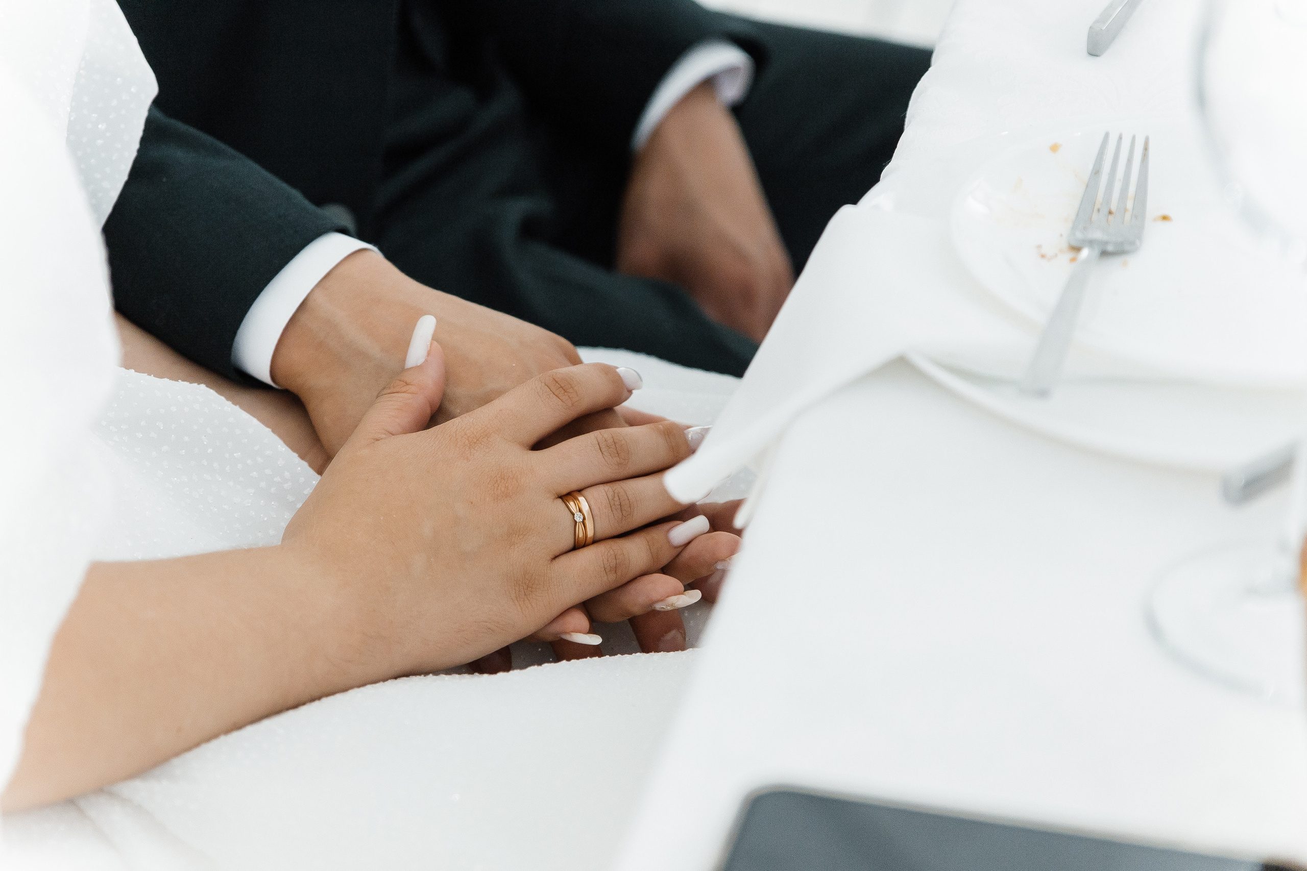 Свадьба в ХВОЕ. Свадебный  фотограф Новосибирск