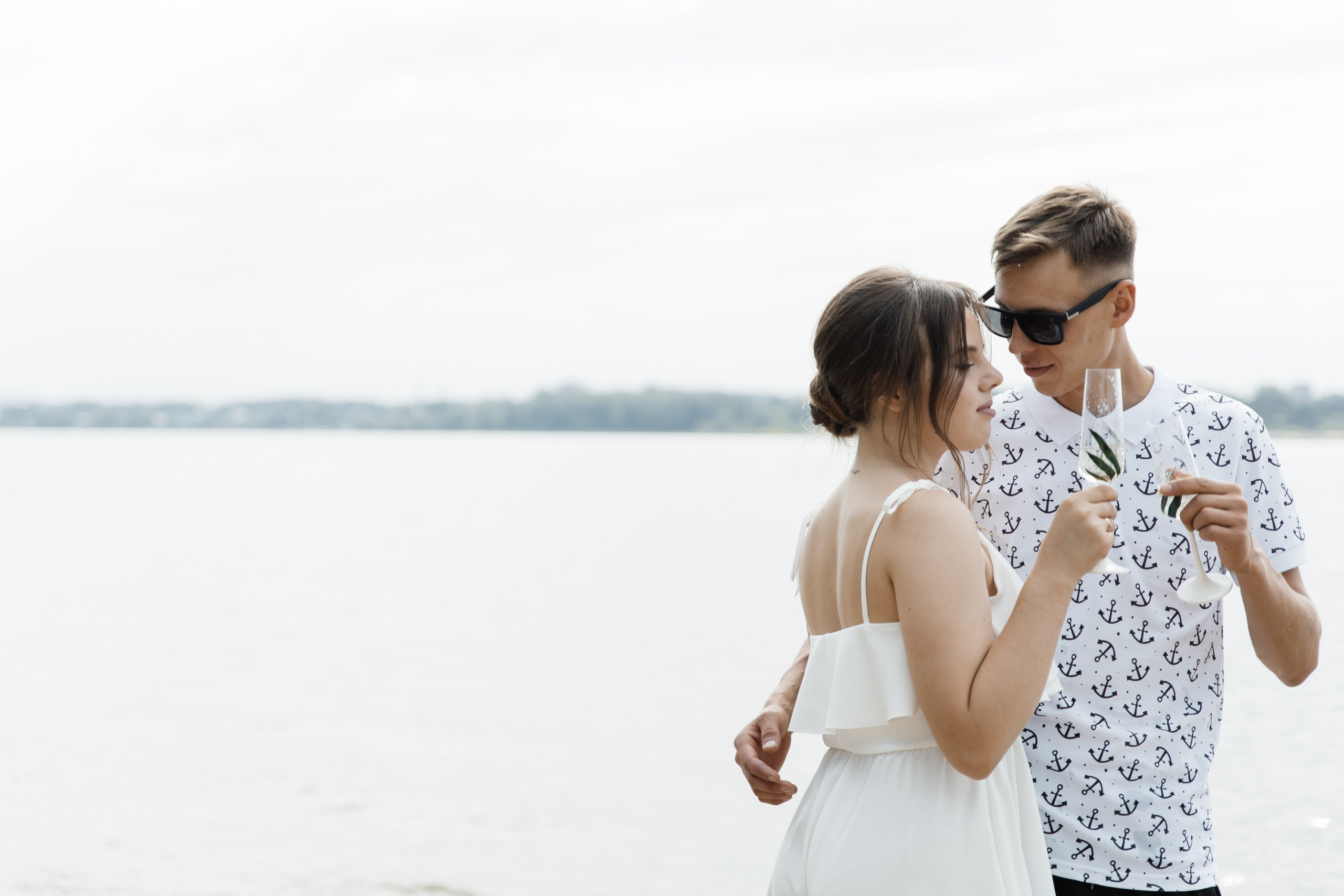 Свадьба в ХВОЕ. Свадебный  фотограф Новосибирск