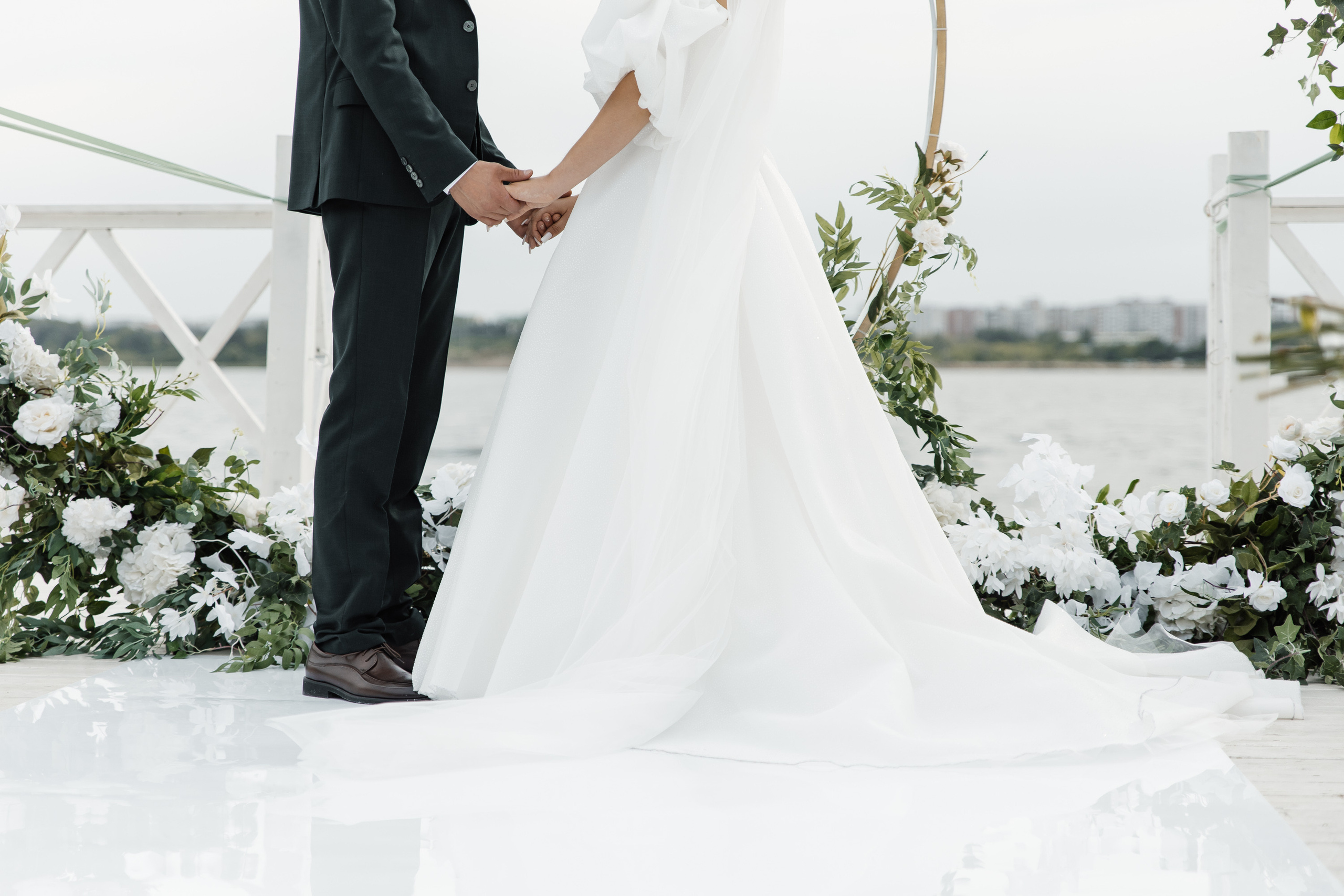 Свадьба в ХВОЕ. Свадебный  фотограф Новосибирск