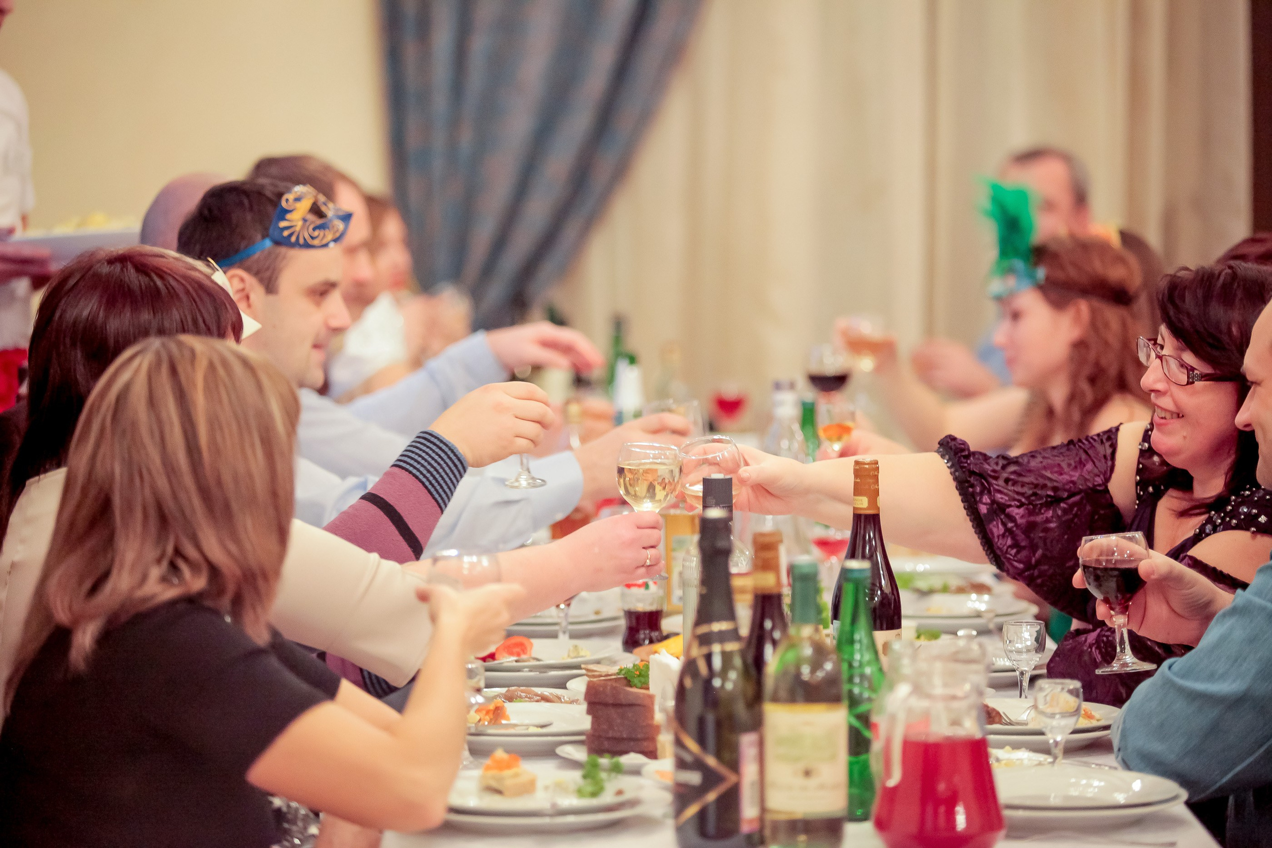 Корпоратив. Max Matvich and Victoria Basova are professionals in their field