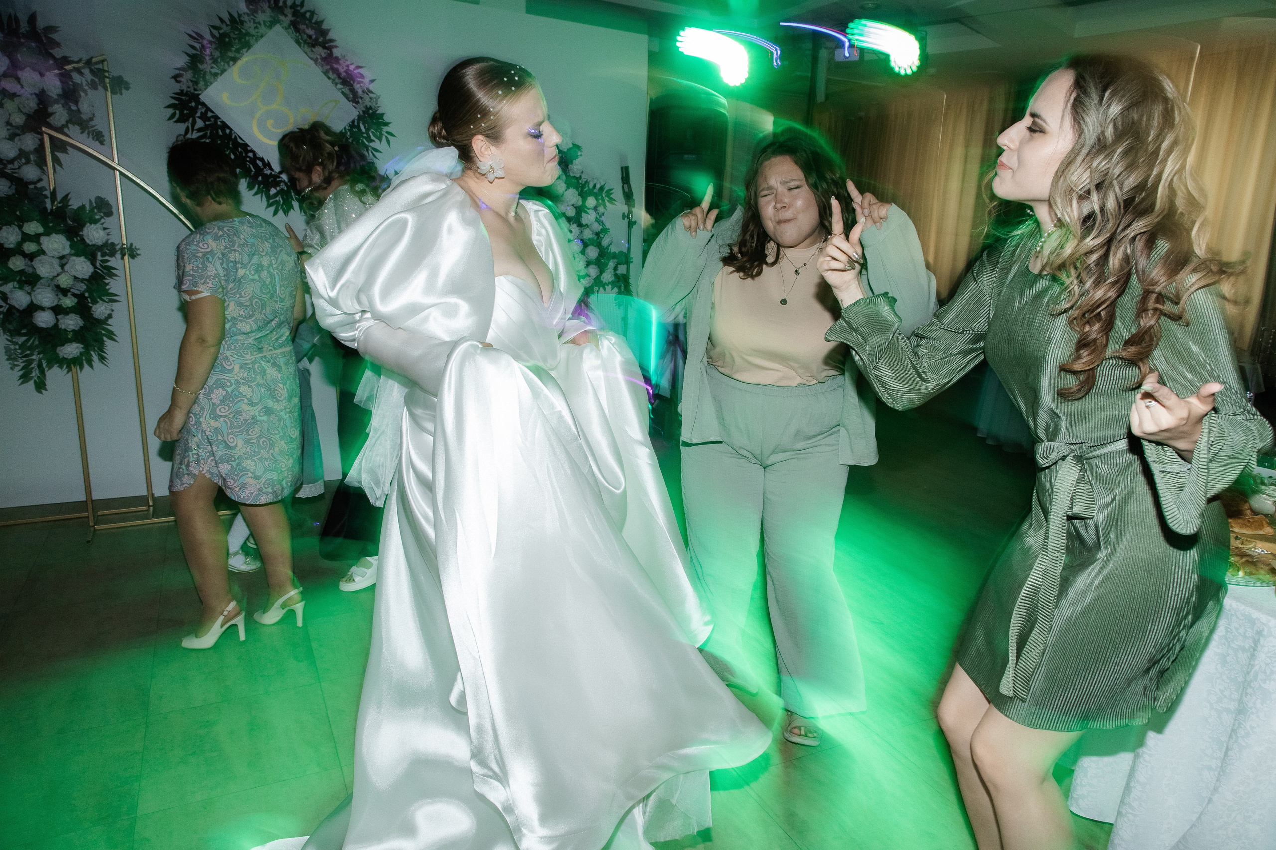 A & V. Street photographer